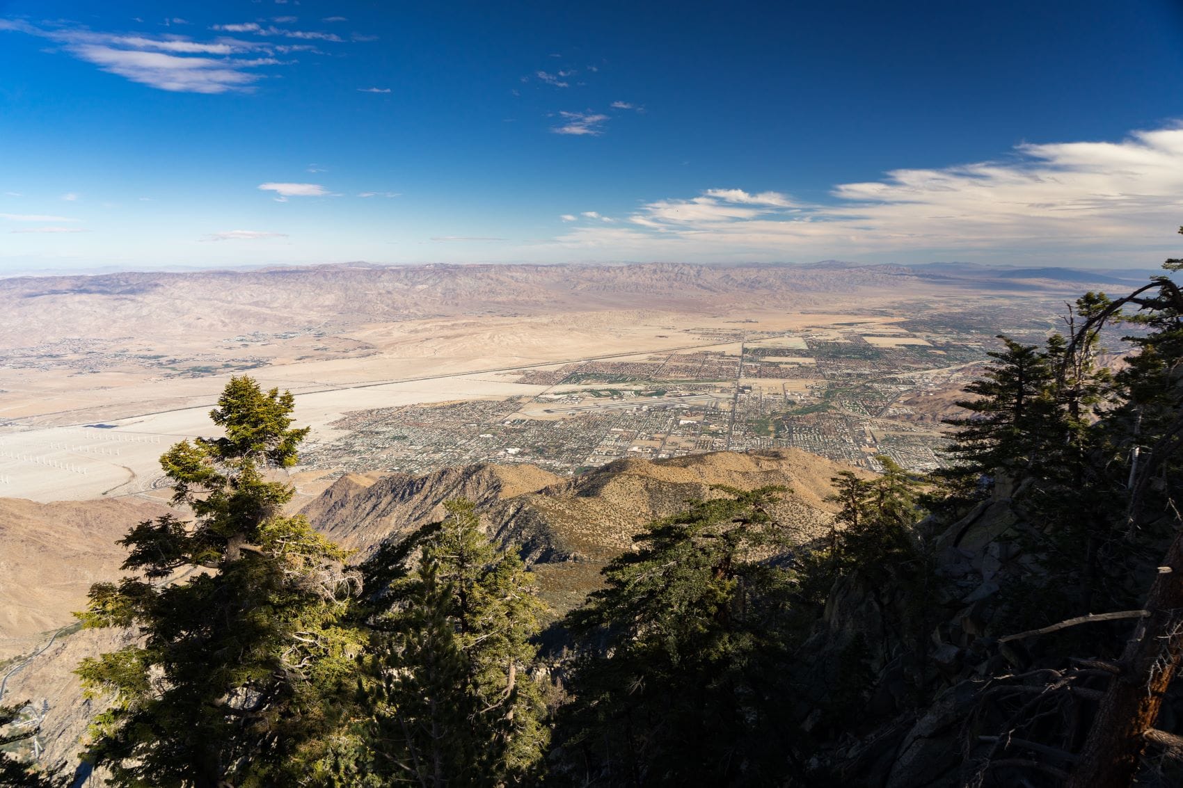 Aussicht vom Mount San Jacinto auf Palm Springs 