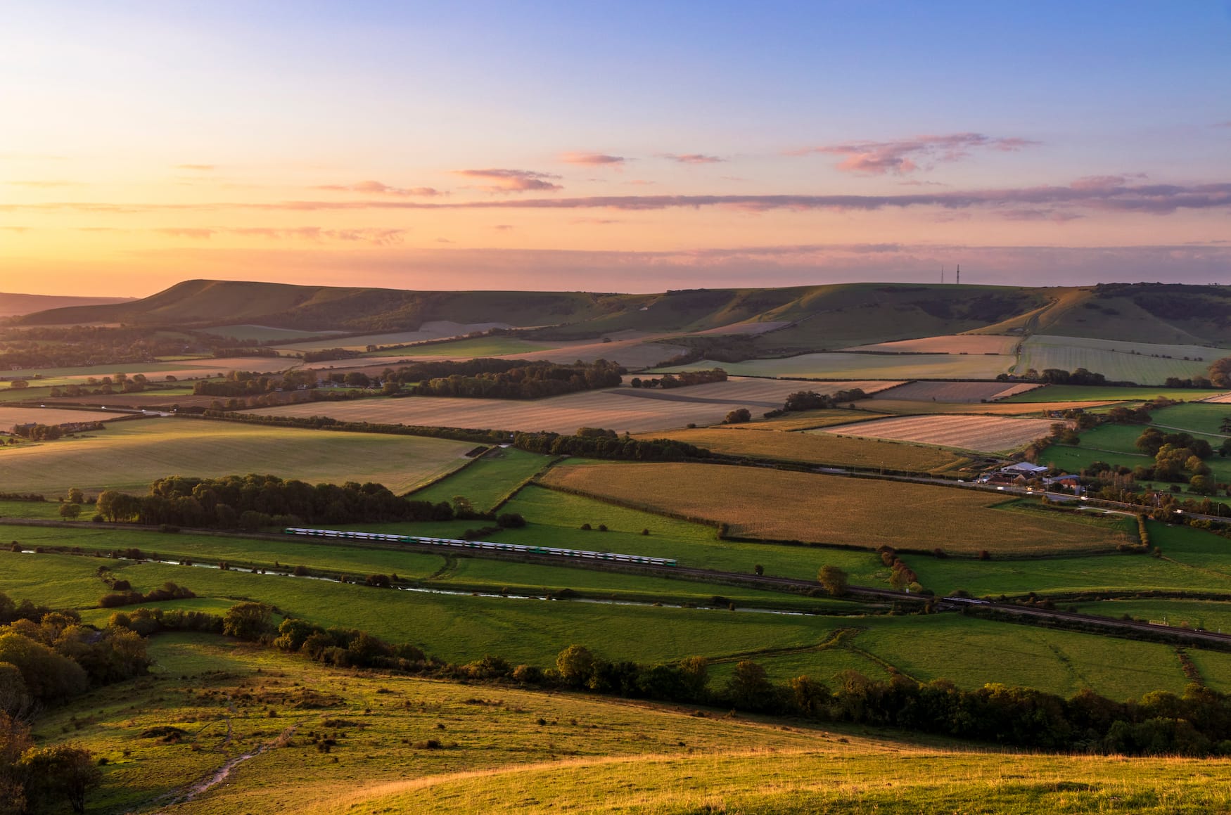 Sonnenuntergang über Lewes Downs, einer der tollen Ausflüge in Brighton