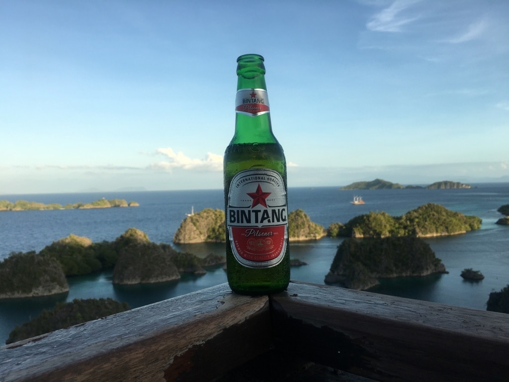 Ein Drink gefällig? Bei dieser Aussicht lässt es sich verweilen. 