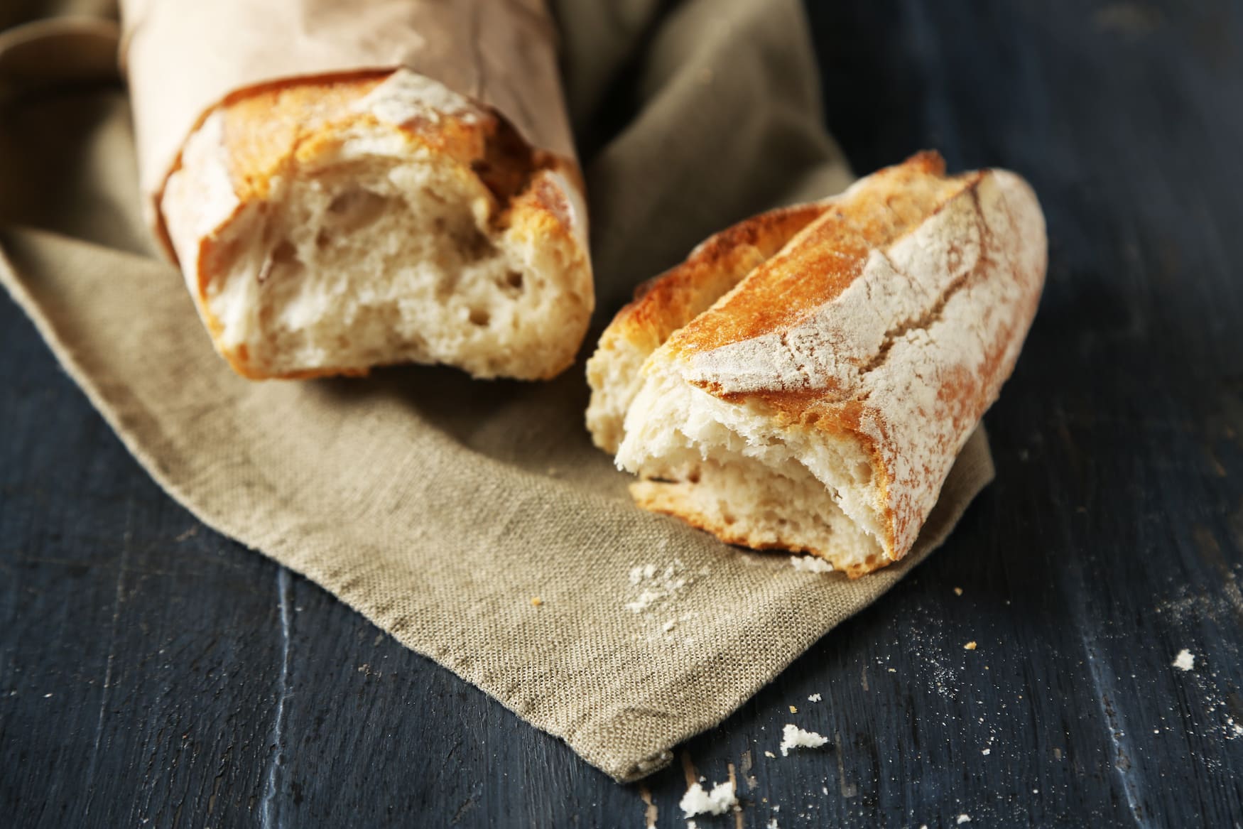 Frankreich-Knigge: Das Baguette niemals schneiden, sondern reißen!