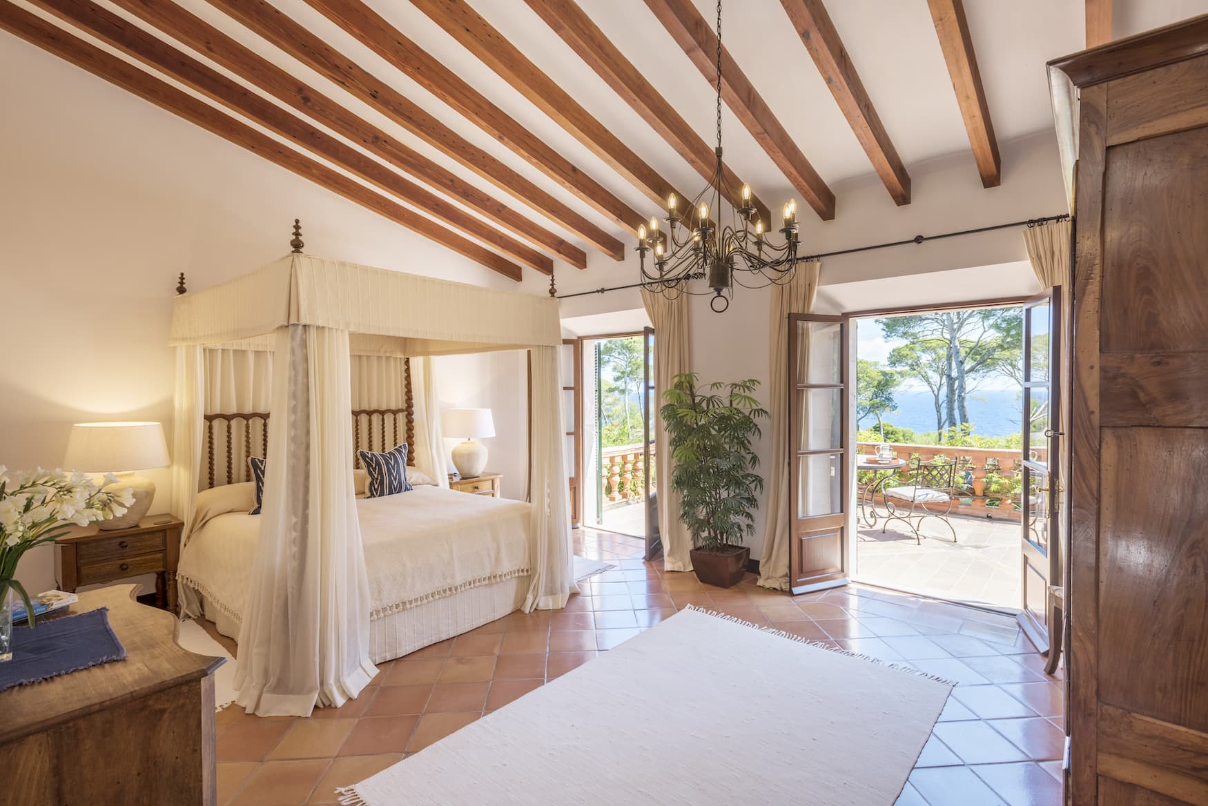 Schlafzimmer in einer Finca auf Mallorca