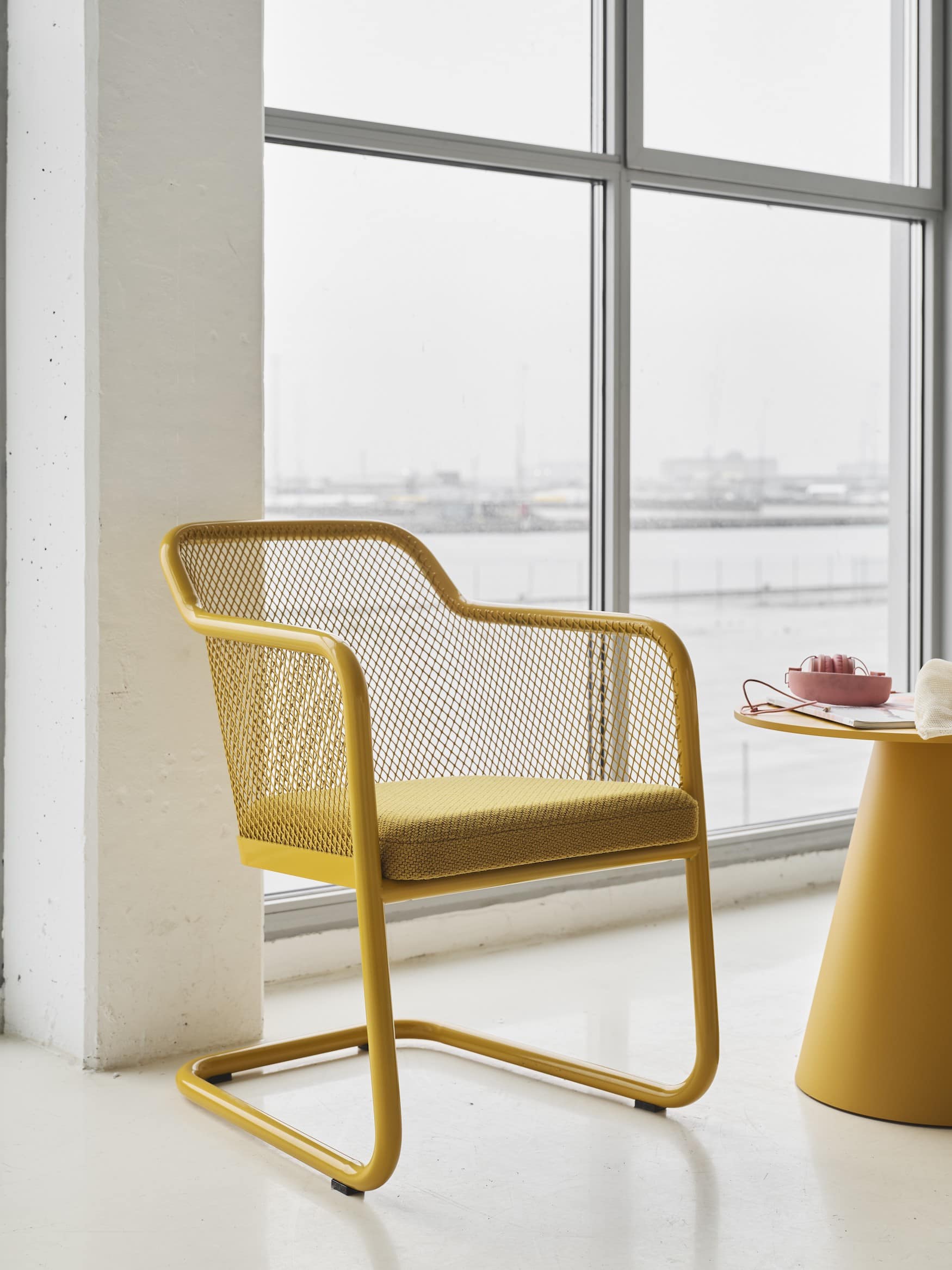 Tonken-Stuhl von Blå Station, Design made in Skane