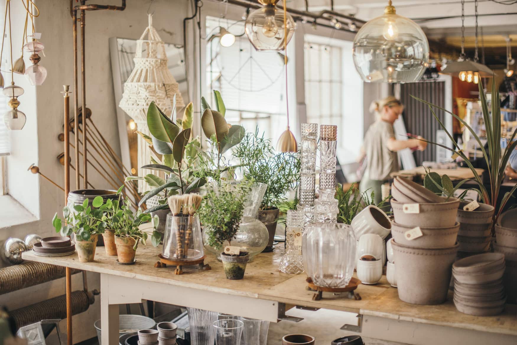 Höganäs-Shop in dem Keramik verkauft wird