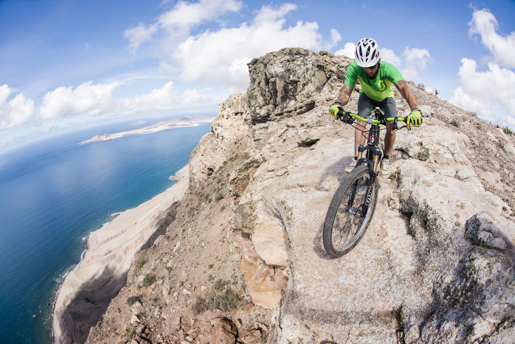 Mountain-Biker auf Lanzarote 