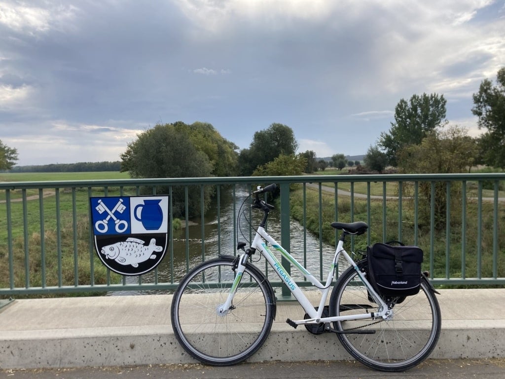 Unsere Autorin fuhr auf dem Unstrut-Radweg entlang des Flusses.