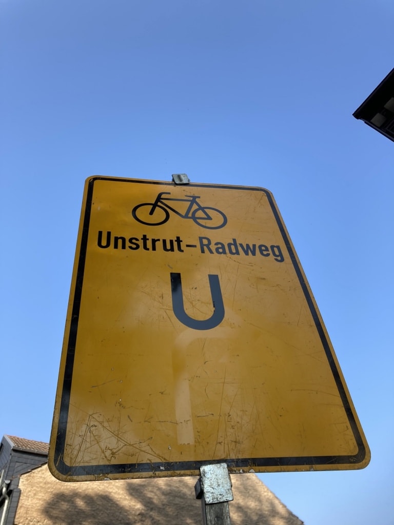 Aufgrund eines vermeintlichen Krokodils musste der Unstrut-Radweg im September 2020 gesperrt werden.