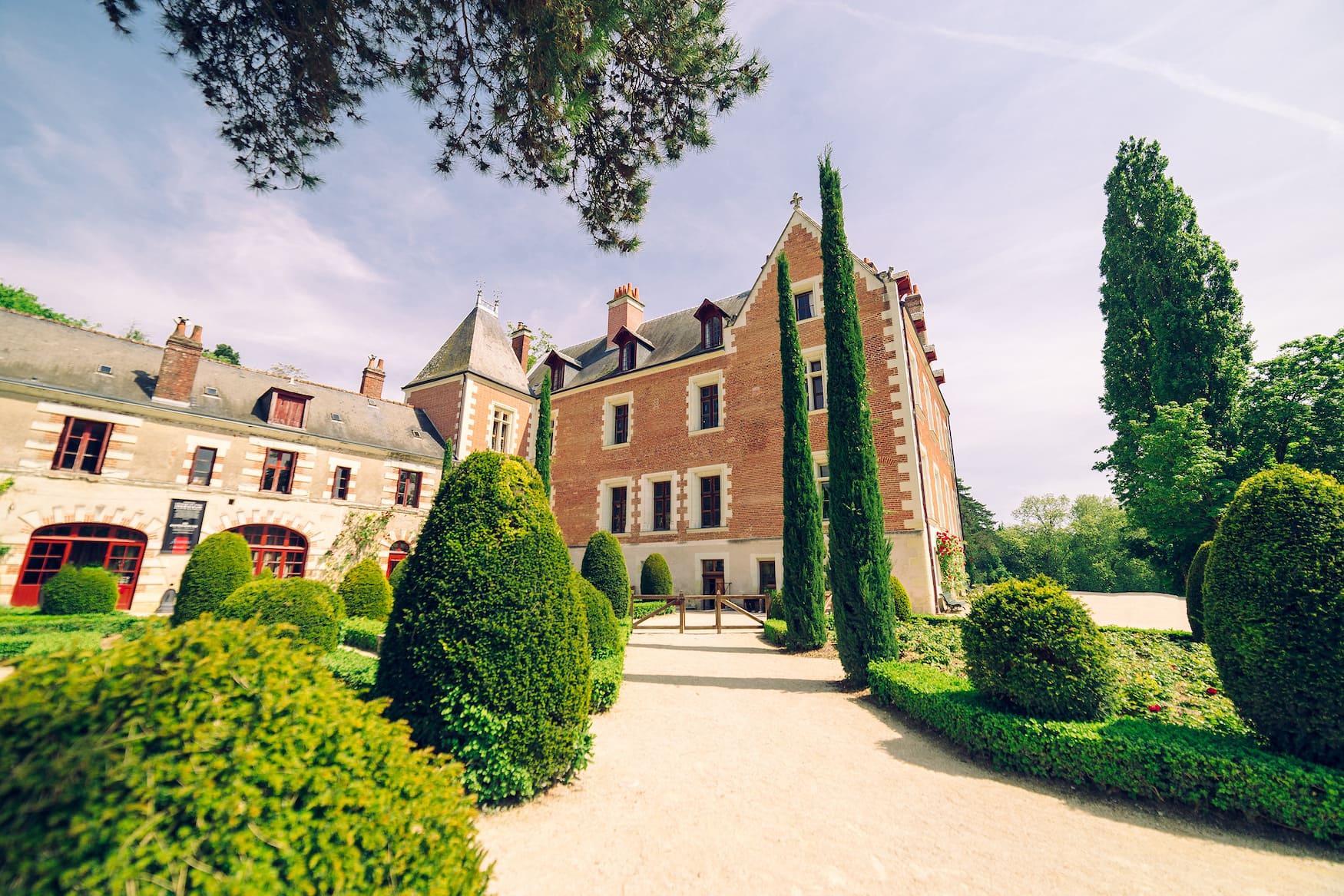 Der Innenhof des Schloss Clos Lucé im Loiretal