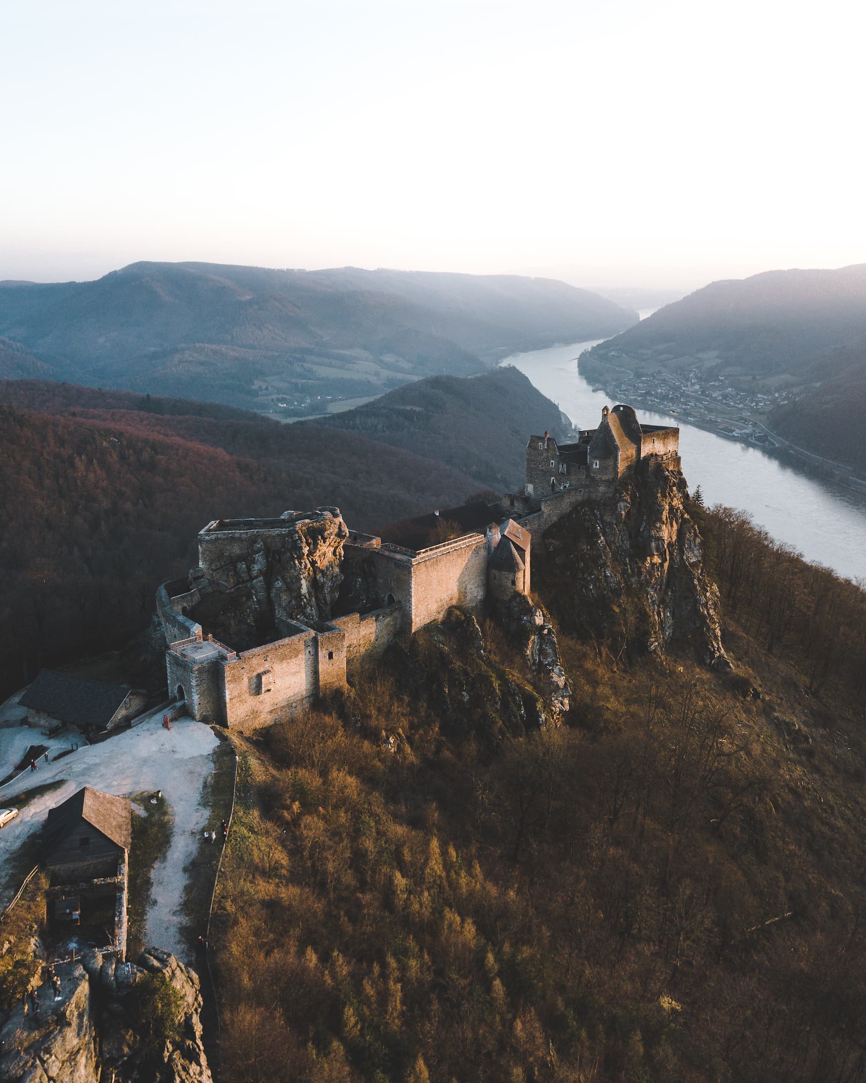 Blick auf die Burgruine Aggstein in Niederösterreich
