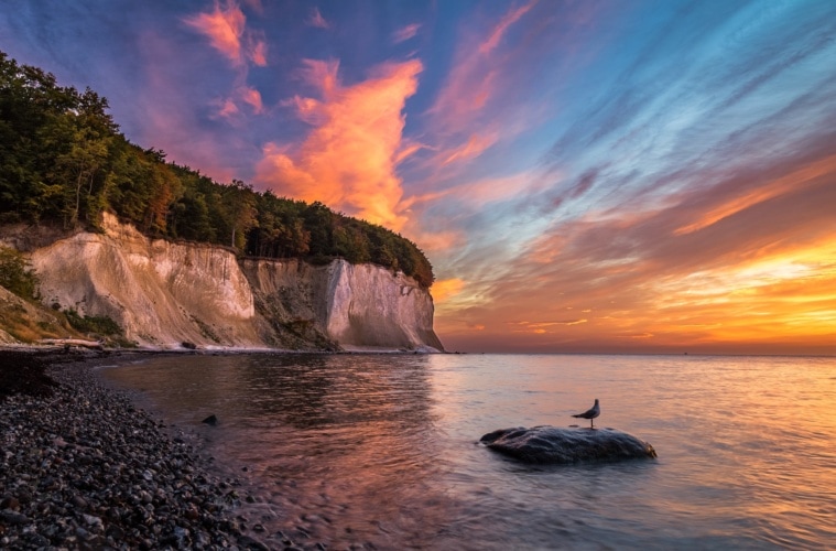 Sonnenuntergang in der Piratenschlucht am Kreidefelsen auf Rügen | Elisa Al-Rashid