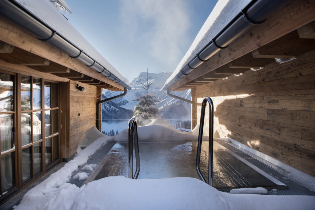 Whirlpool im Chalet Mimi im Winter