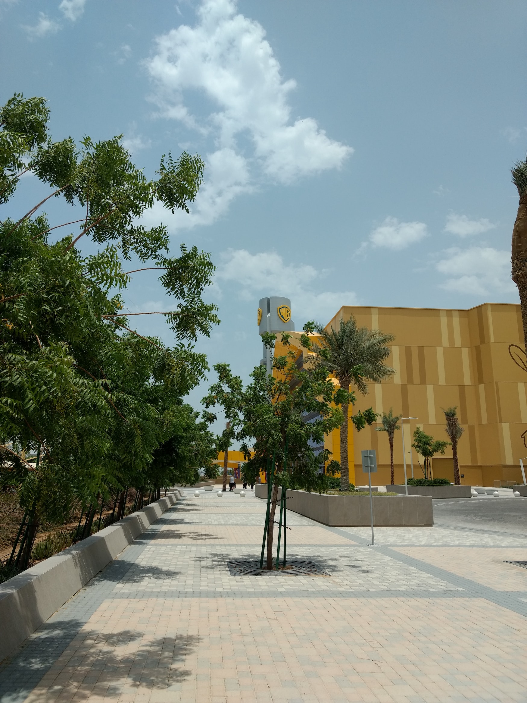 Warner Bros Studios in Abu Dhabi, perfekt für einen Winterurlaub