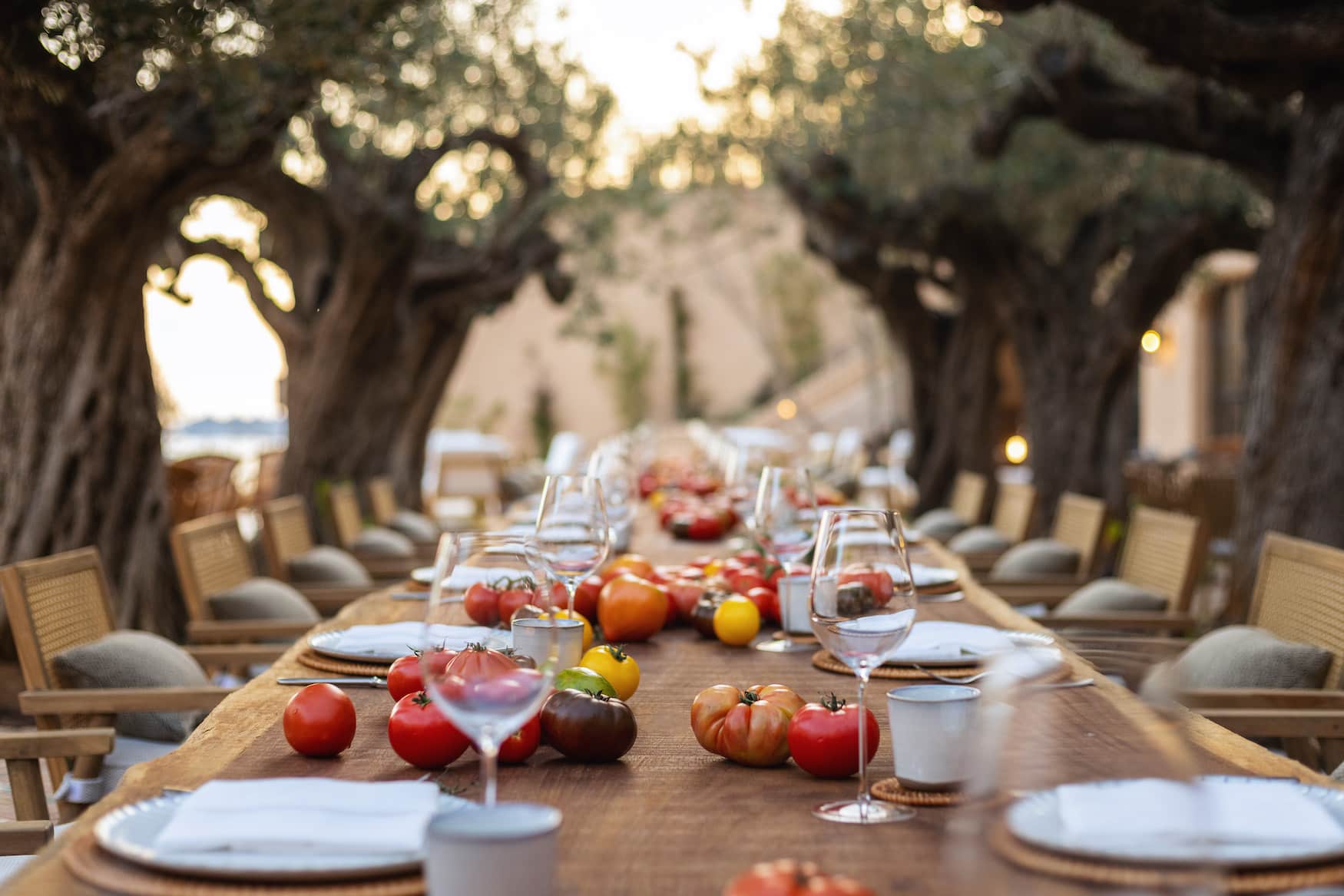 Die Tafel im SIx Senses Ibiza ist gedeckt.