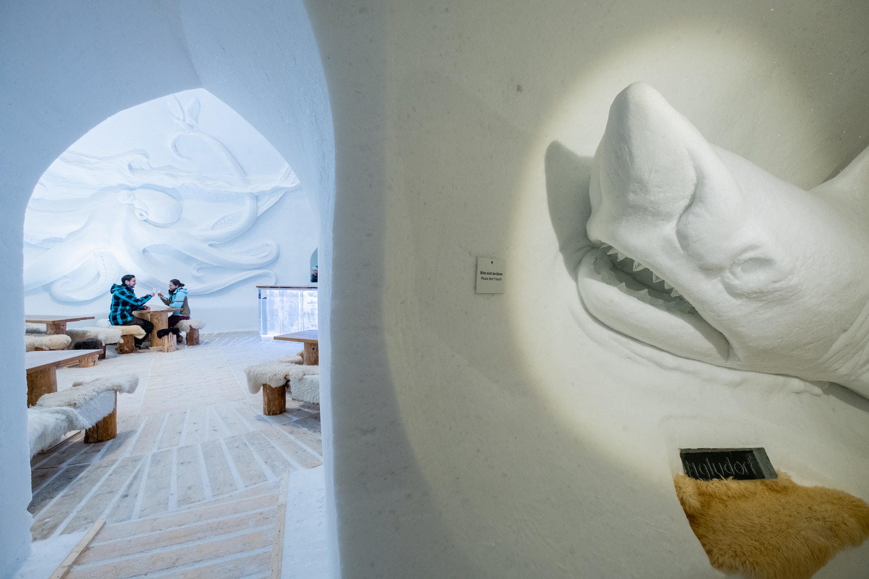 Iglu Dorf Bar Eis