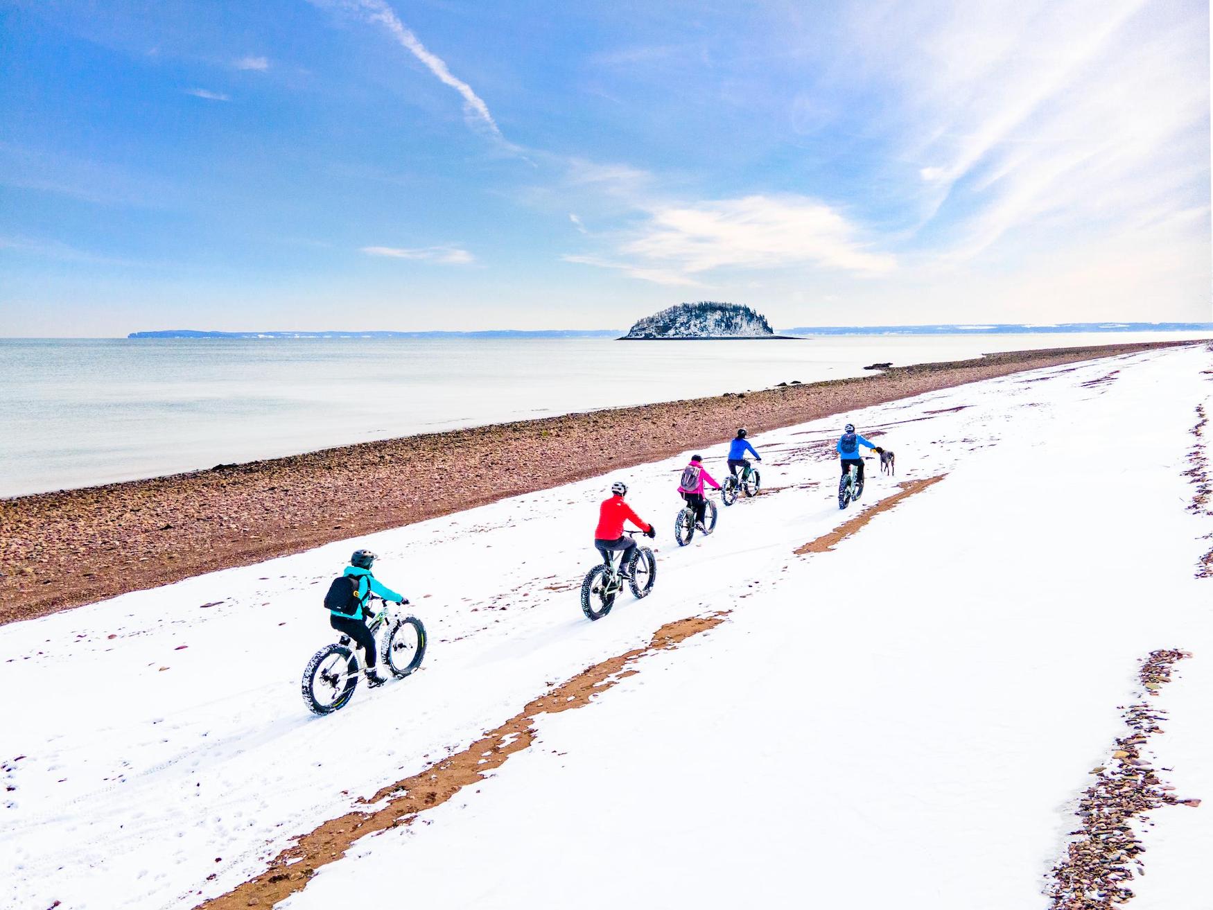 Fatbiking Tour auf Spencers Island in Nova Scotia, Kanada