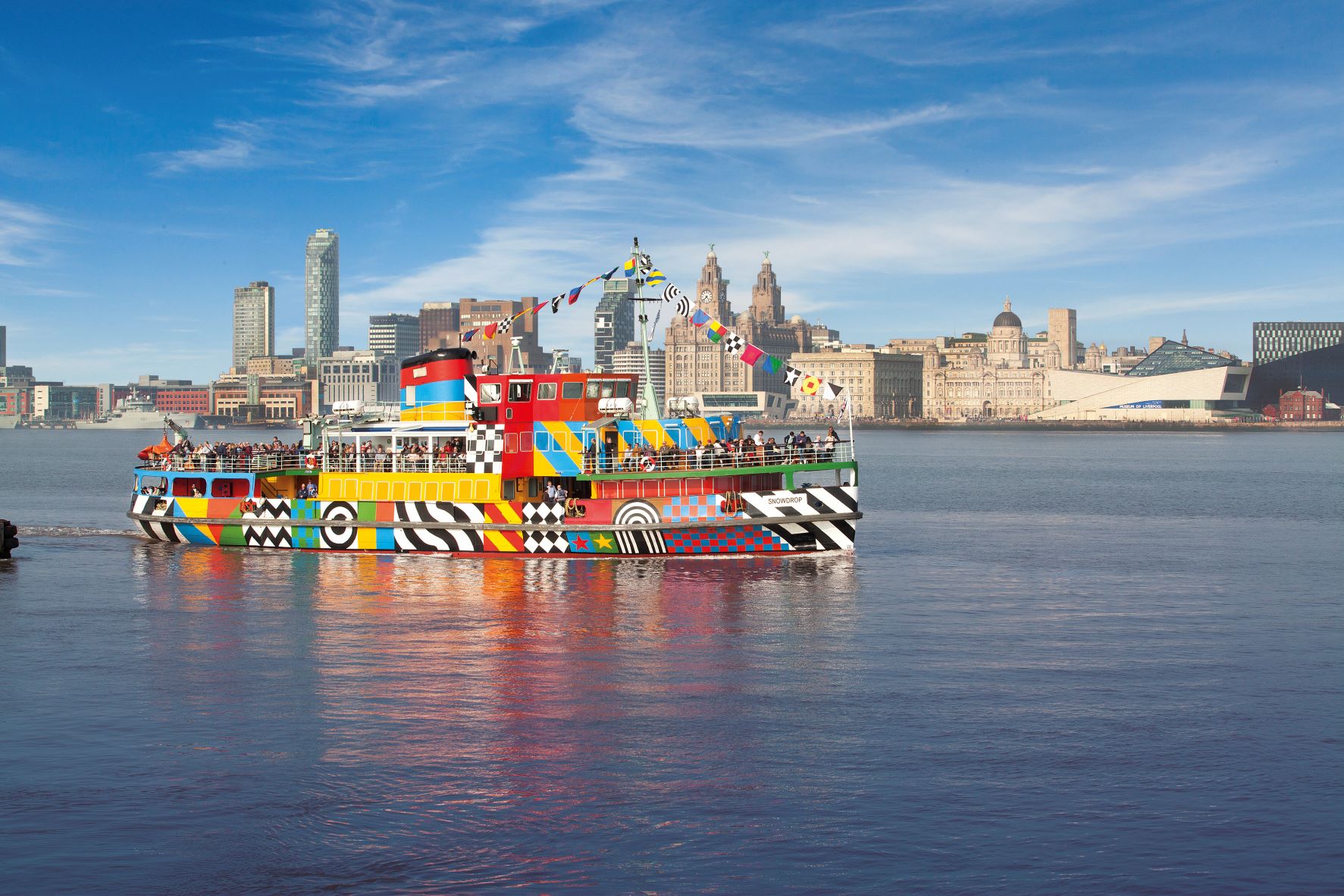 Ausflugsschiff von Mersey Ferries in Liverpool 