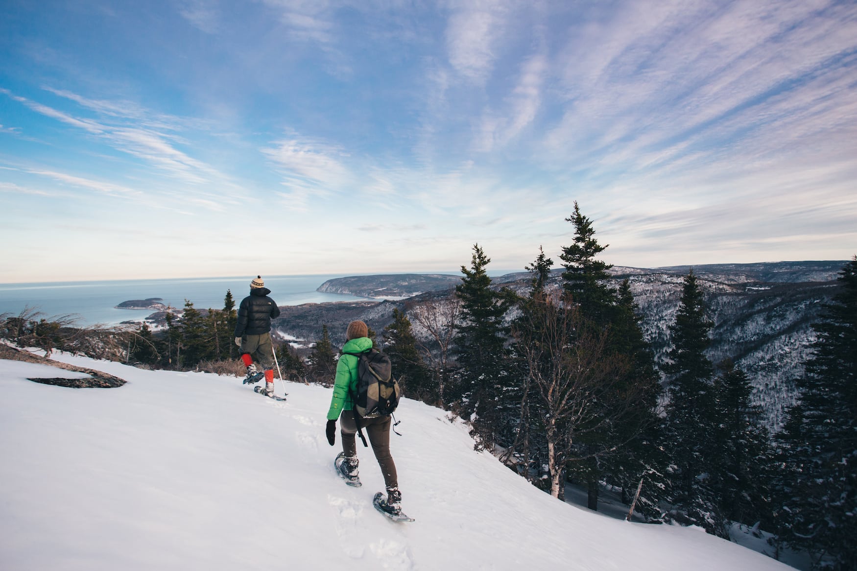Schneeschuhwanderer auf dem Franey Trail im Cape Breton Highlands Nationalpark
