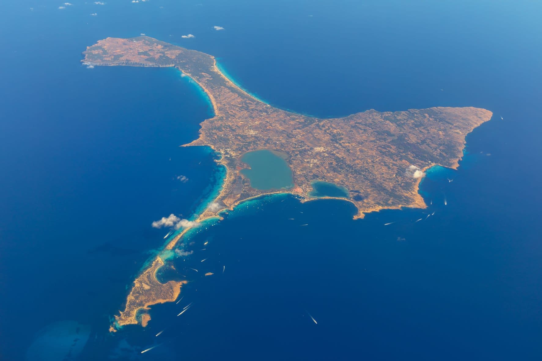 Luftaufnahme der Insel Formentera