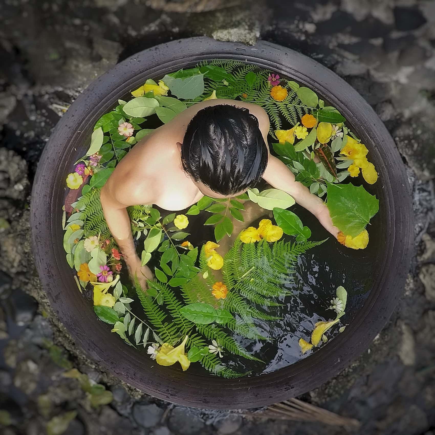 ein traditionelles Kawa Bad ist eine der besonderen Unternehmungen auf den Philippinen
