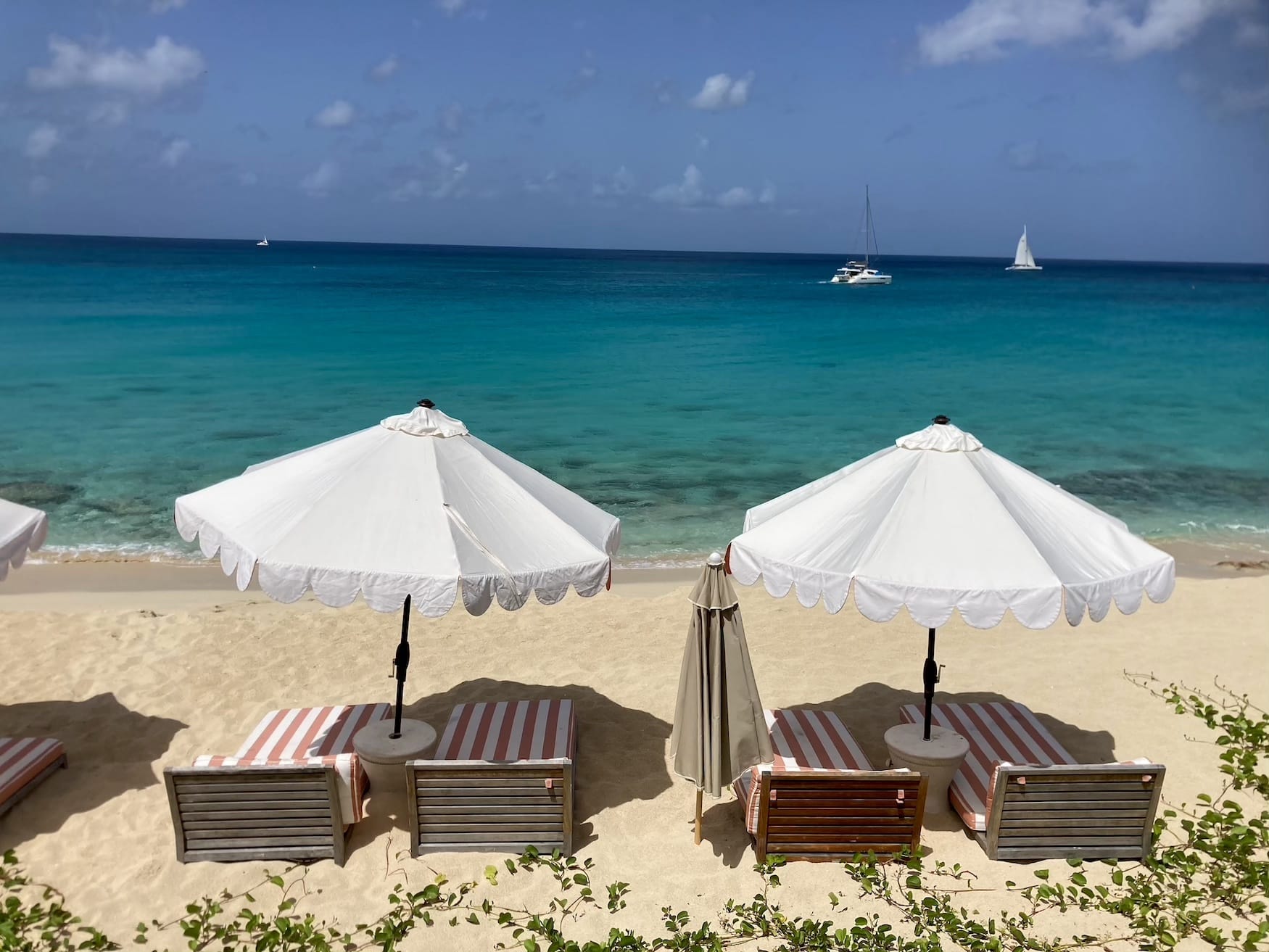 Long Beach Strand beim Urlaub auf St. Martin in der Karibik