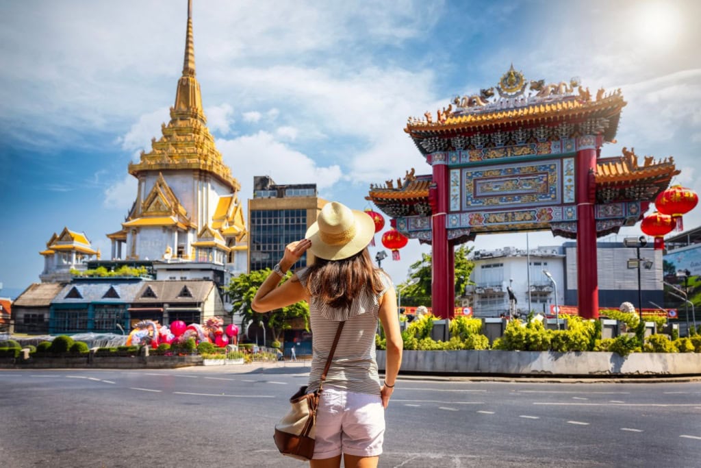 Touristin in Chinatown in Bangkok