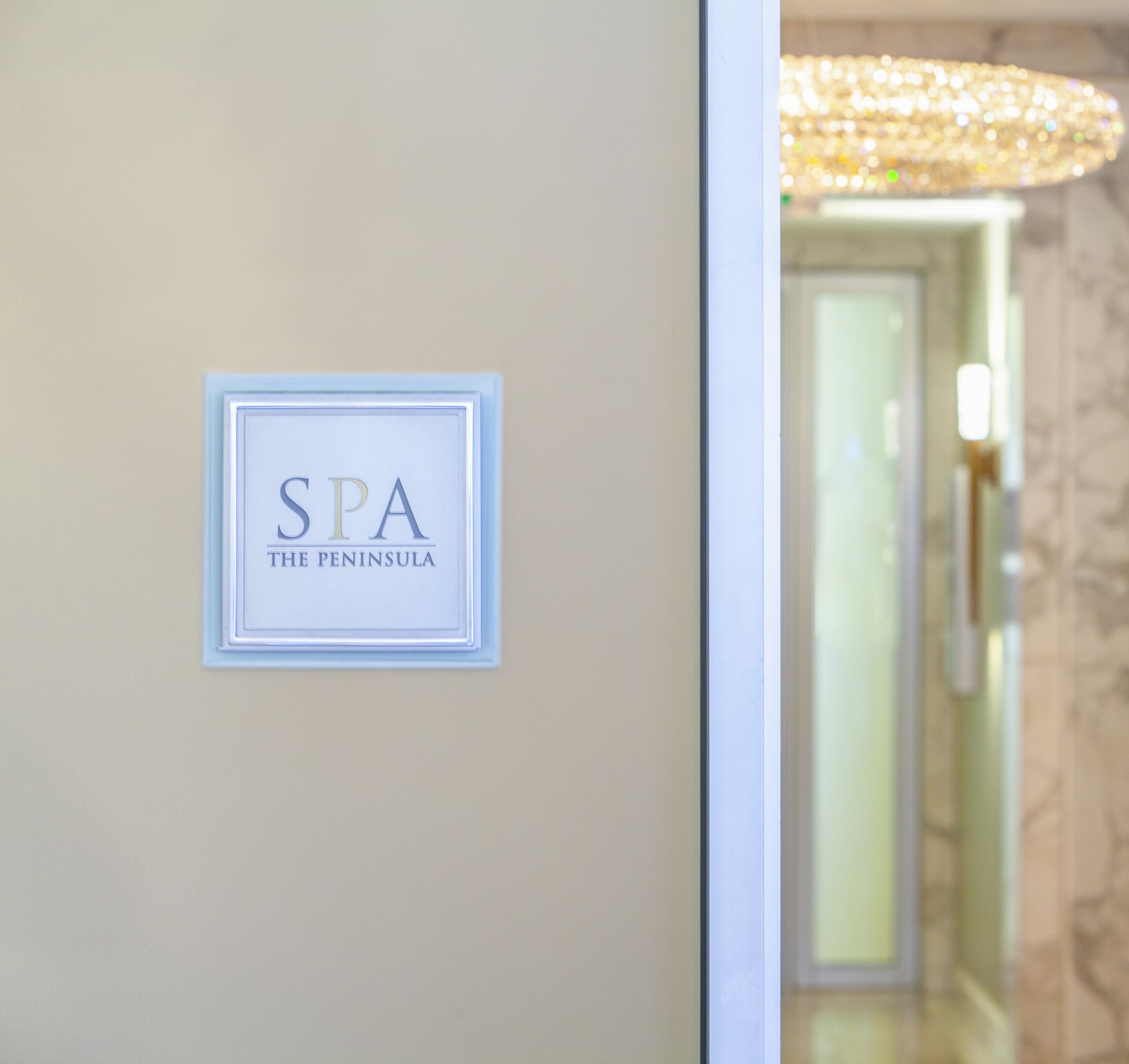 Wie wäre es mit einer der teuersten Wellnessbehandlungen im The Peninsula Beverly Hills?
