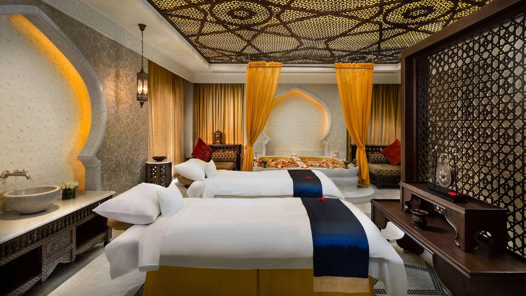 Behandlungsraum im Emirates Palace Spa Abu Dhabi