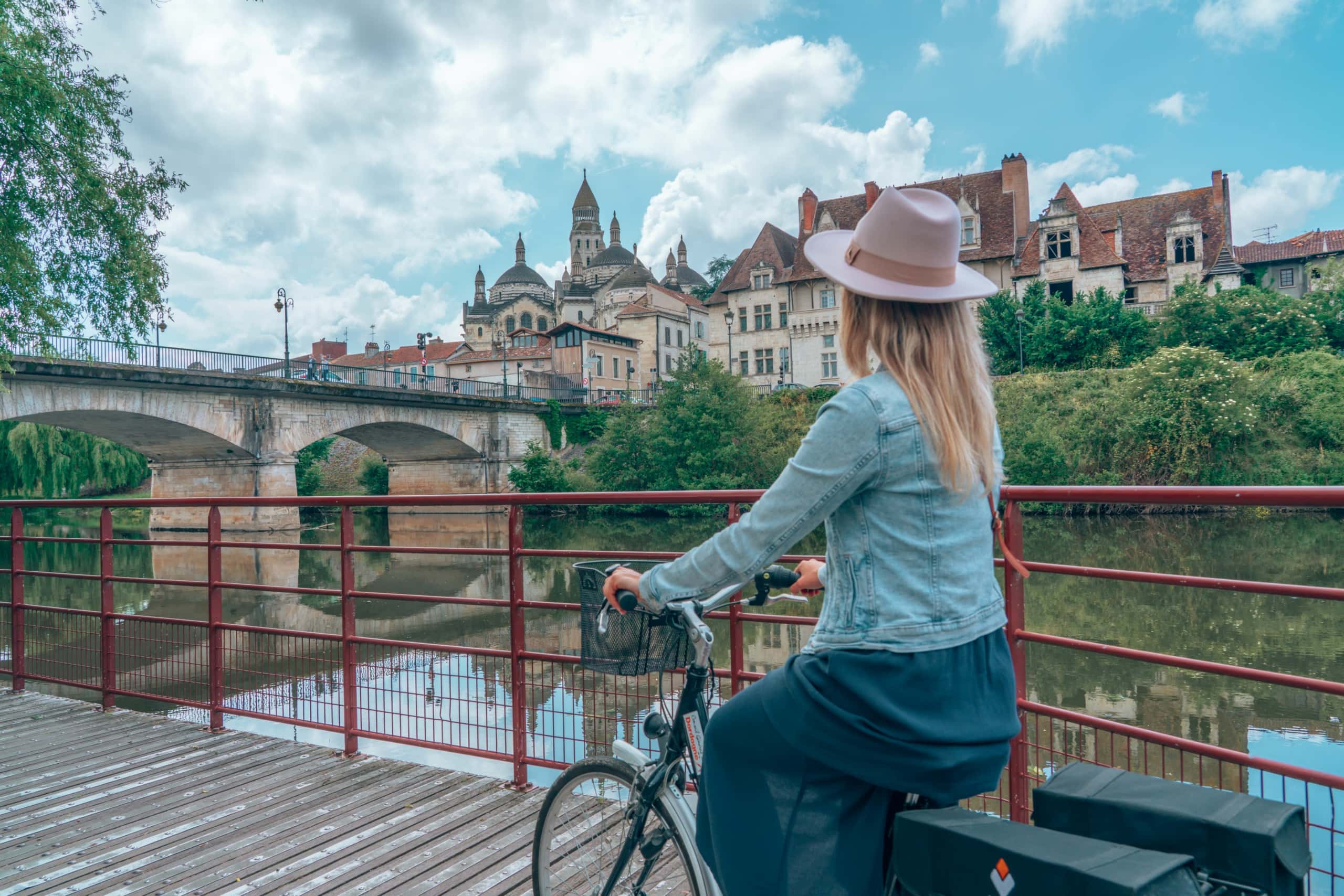 Fahrradfahrerin Perigueux