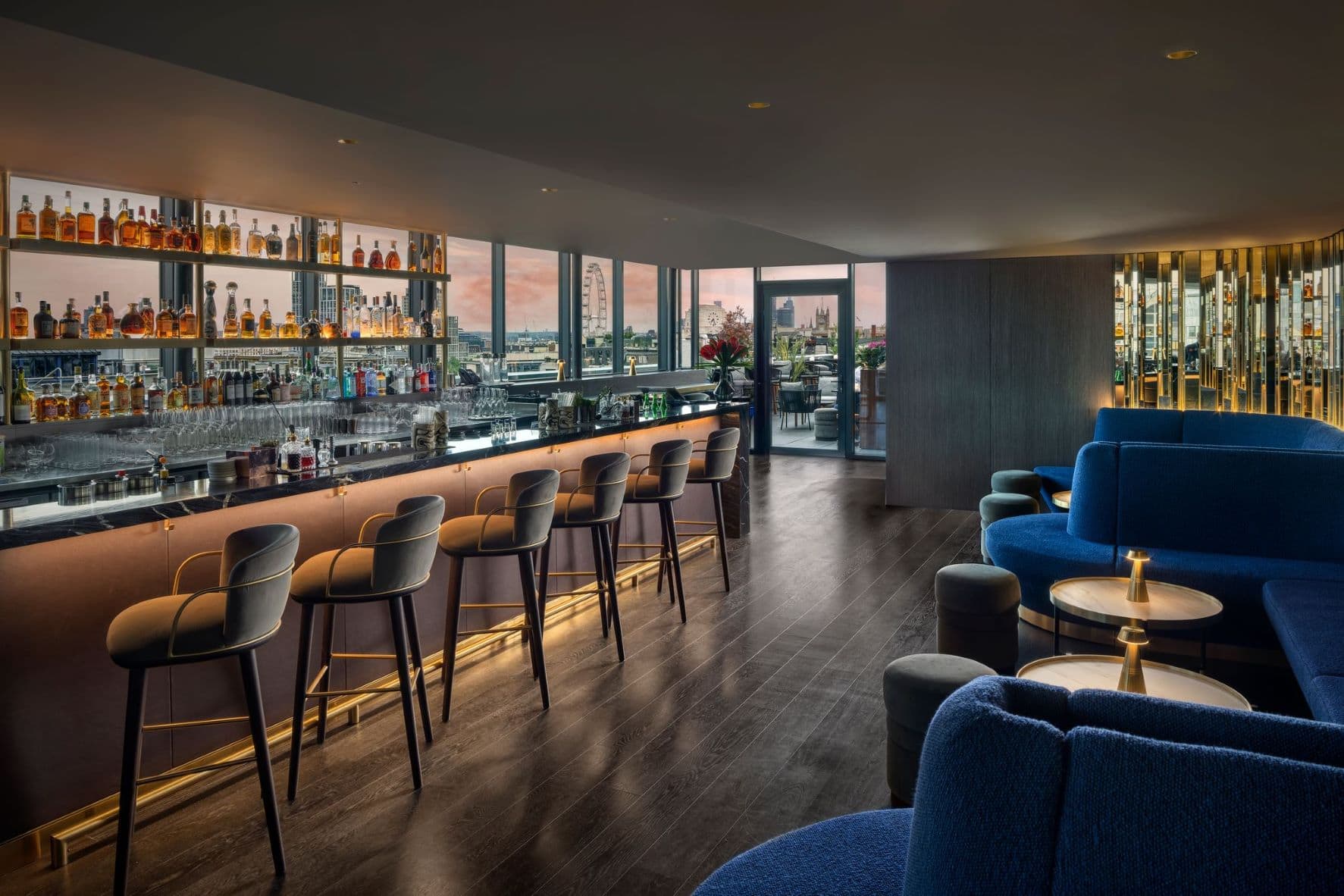 Bar im Hotel Amano Covent Garden London