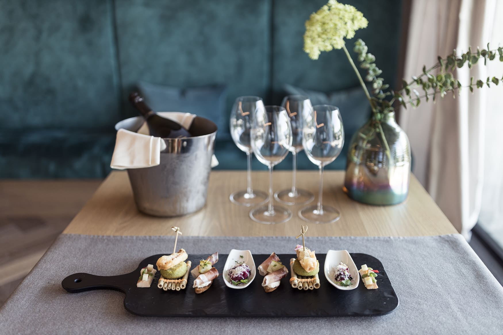 Weinprobe im Quellenhof Luxury Resort Lazise