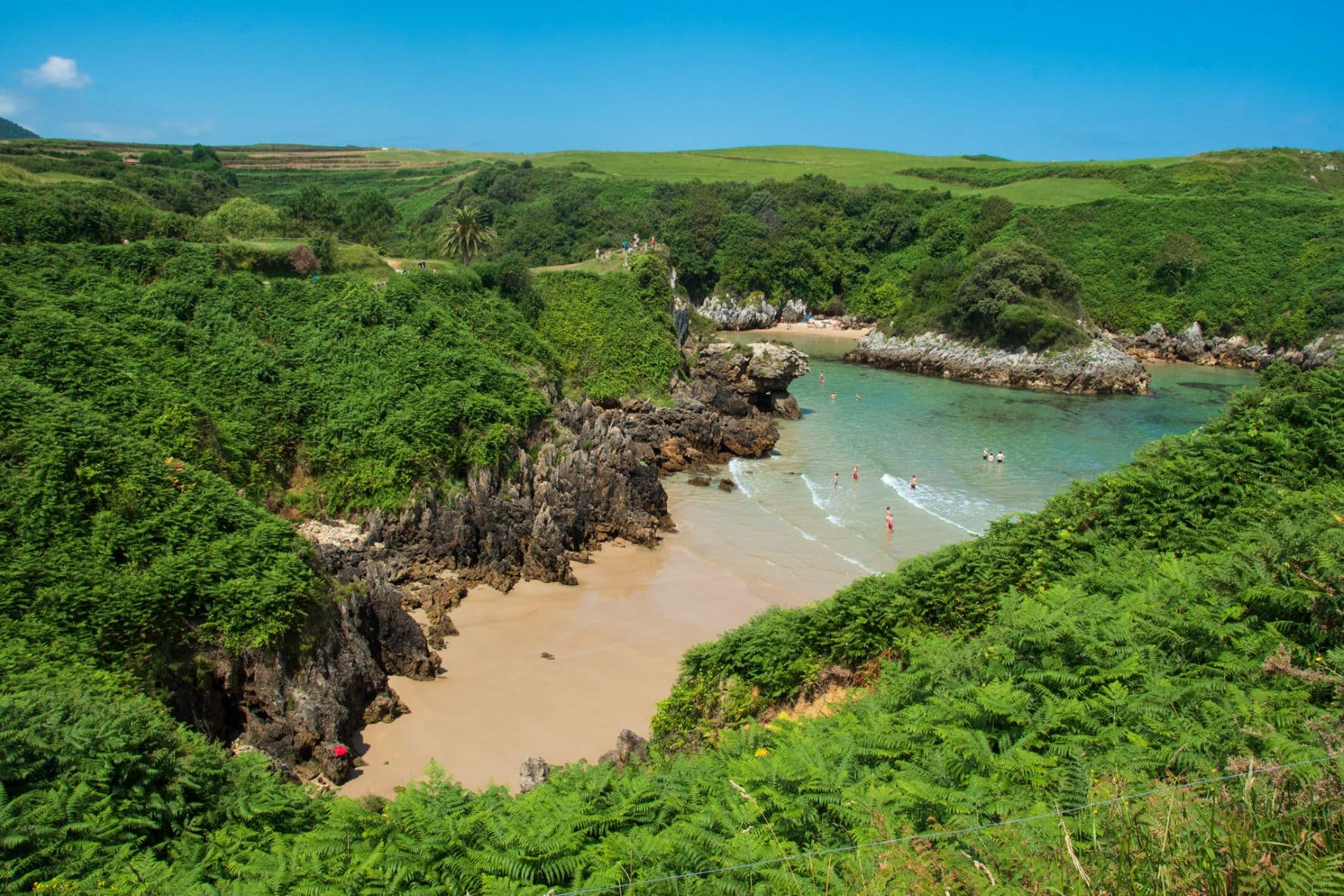 Playa de Berellin Barnejo Kantabrien