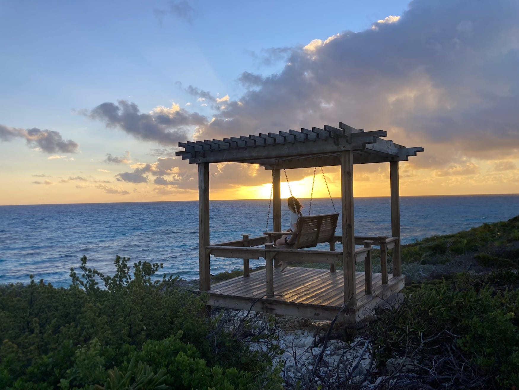 Sonnenaufgang auf Highbourne Cay auf den Bahamas
