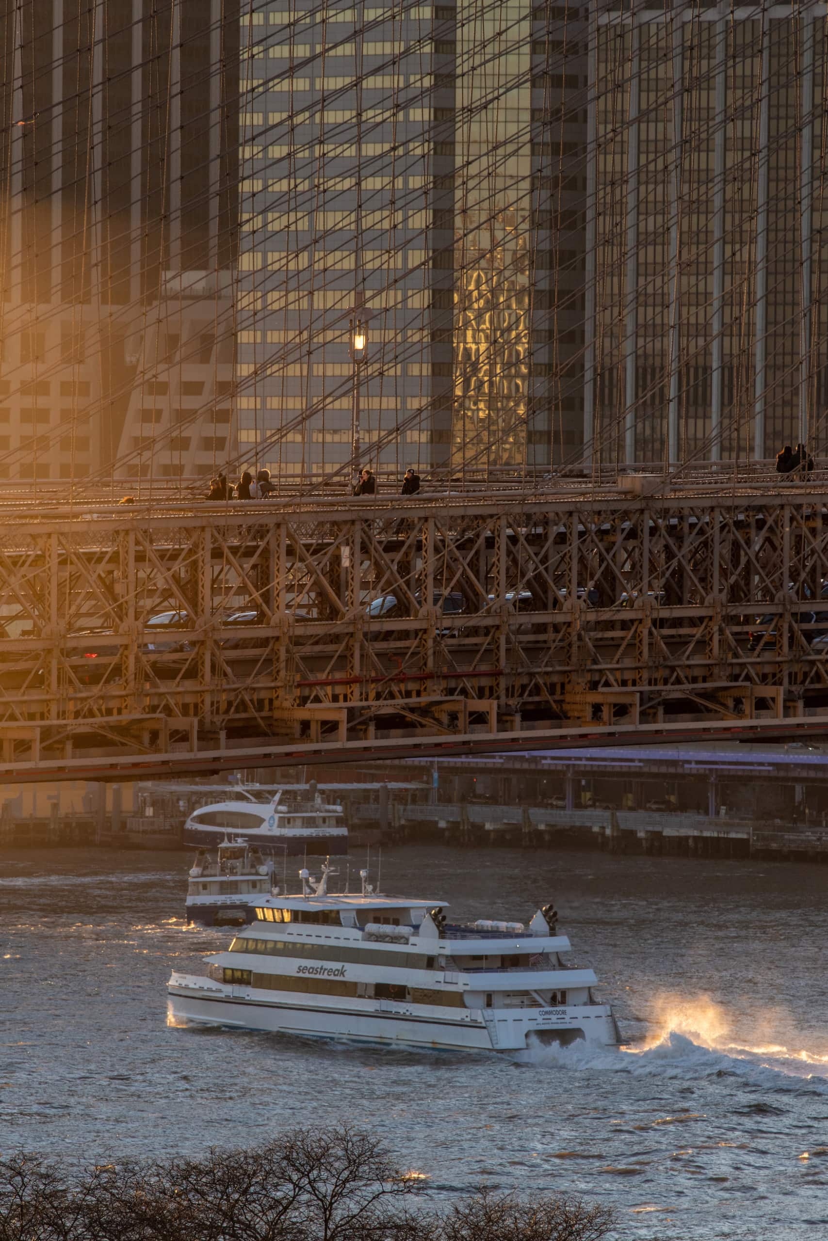 New York mit der Fähre erkunden