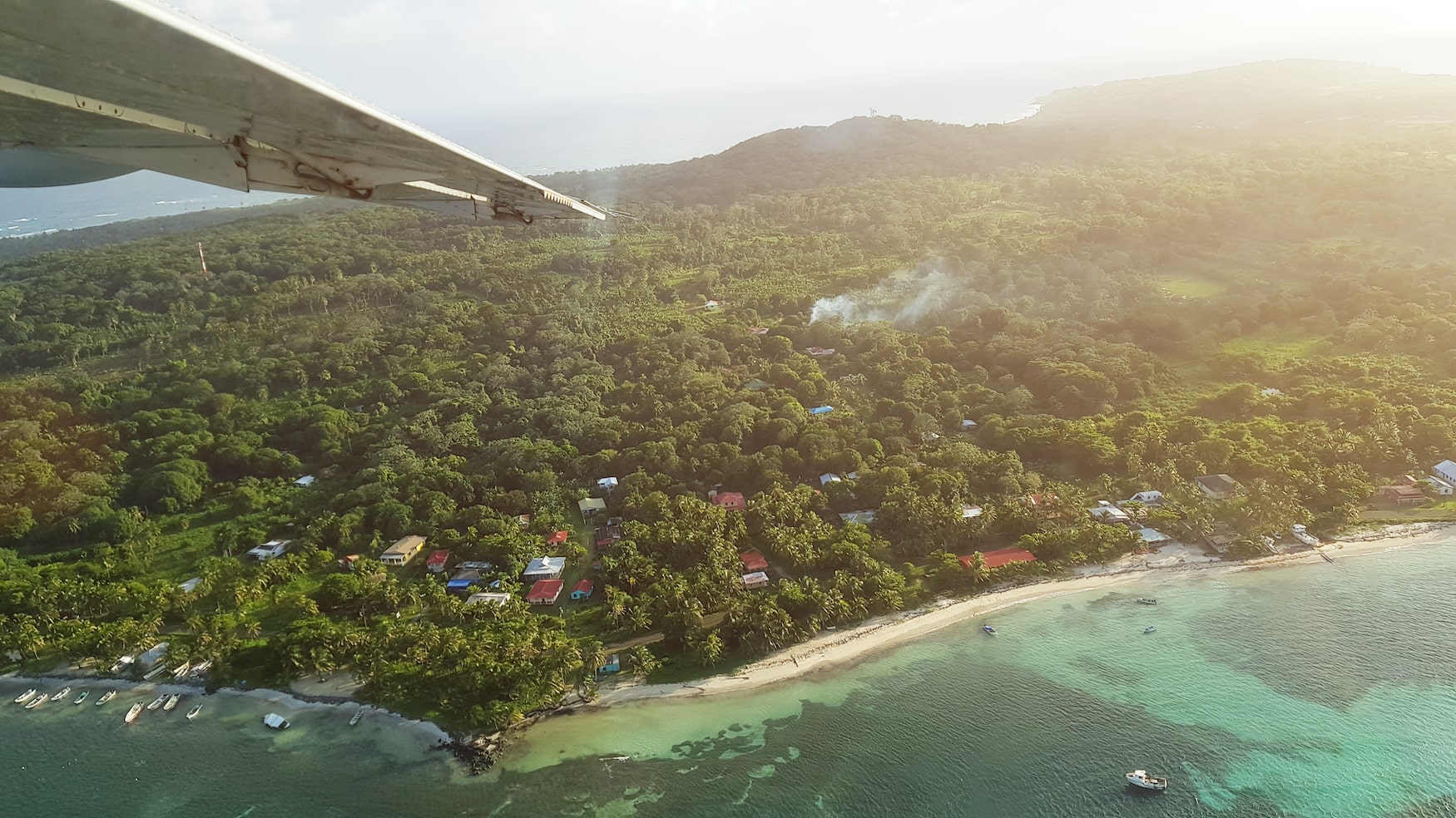 Anflug auf karibische Insel in Nicaragua