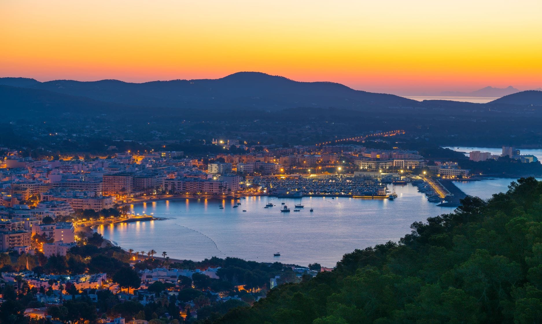 Bucht von Santa Eulalia auf Ibiza 