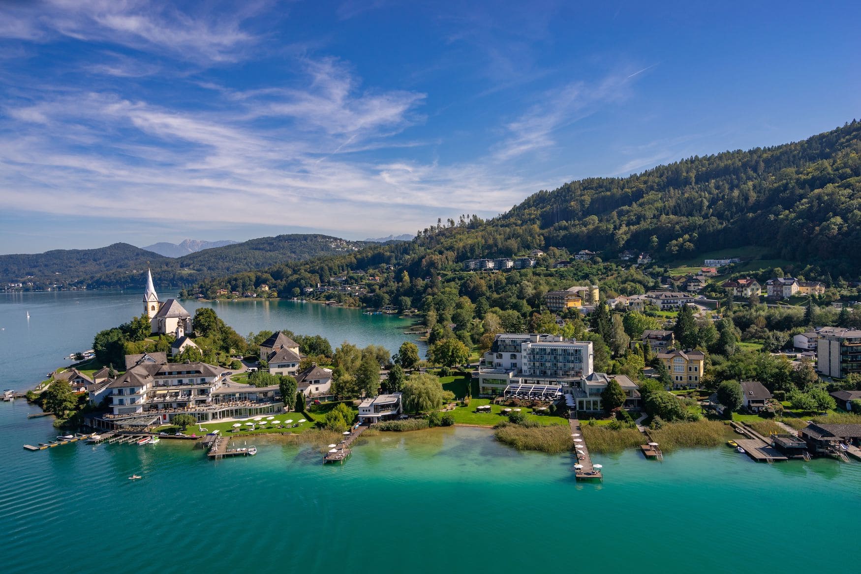 Panorama des VIVAMAYR Medical Health Resort am Wörthersee, eines der besten Spa-Hotels