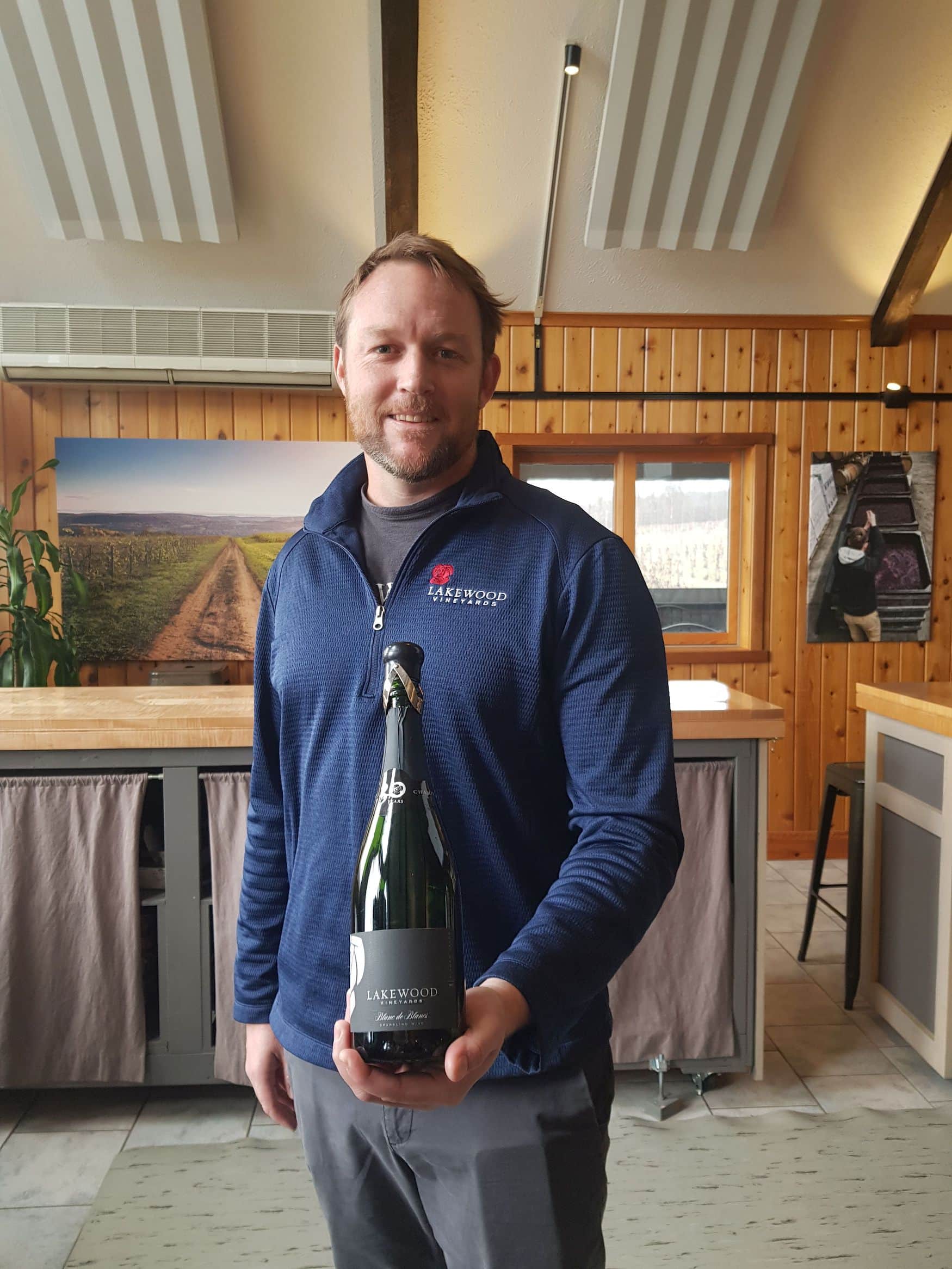 Terence, Besitzer der Lakewood Vineyards