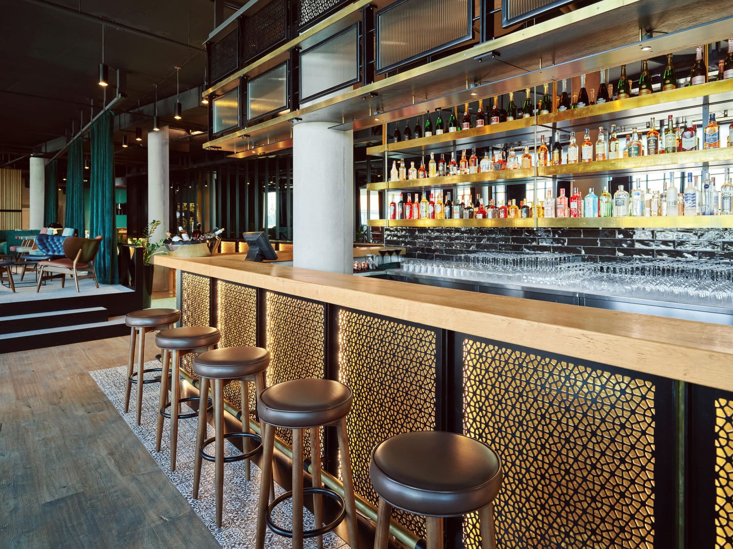 Bar im Mövenpick Zagreb