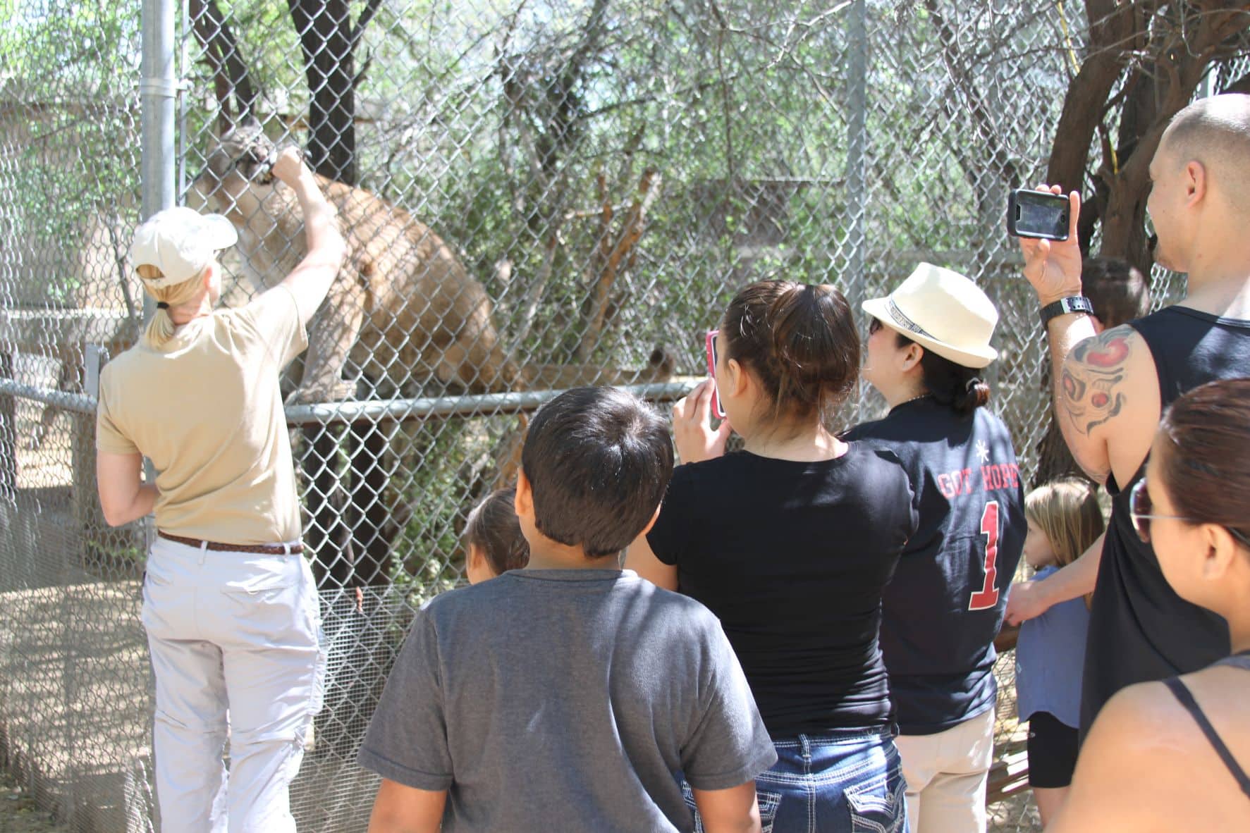 Besucher im Southwest Wildlife Conservation Center, Scottsdale