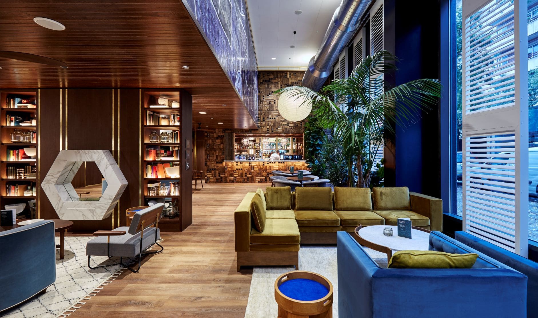 Lobby im Radisson Blu 1882 Hotel Barcelona 