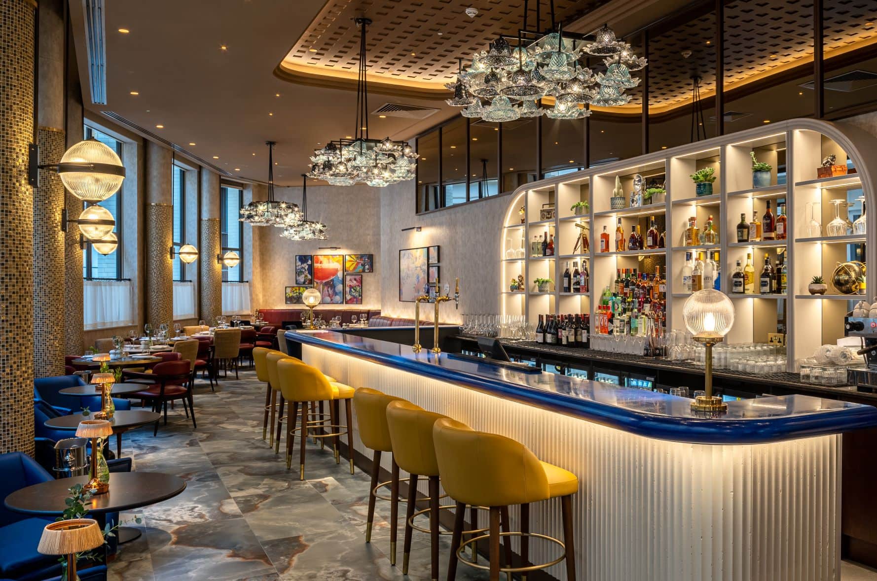 Bar im Lost Property St. Pauls Hotel London 
