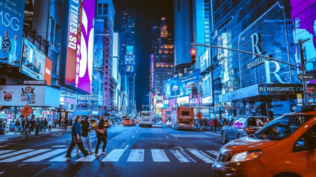 Times Square in New York am Abend