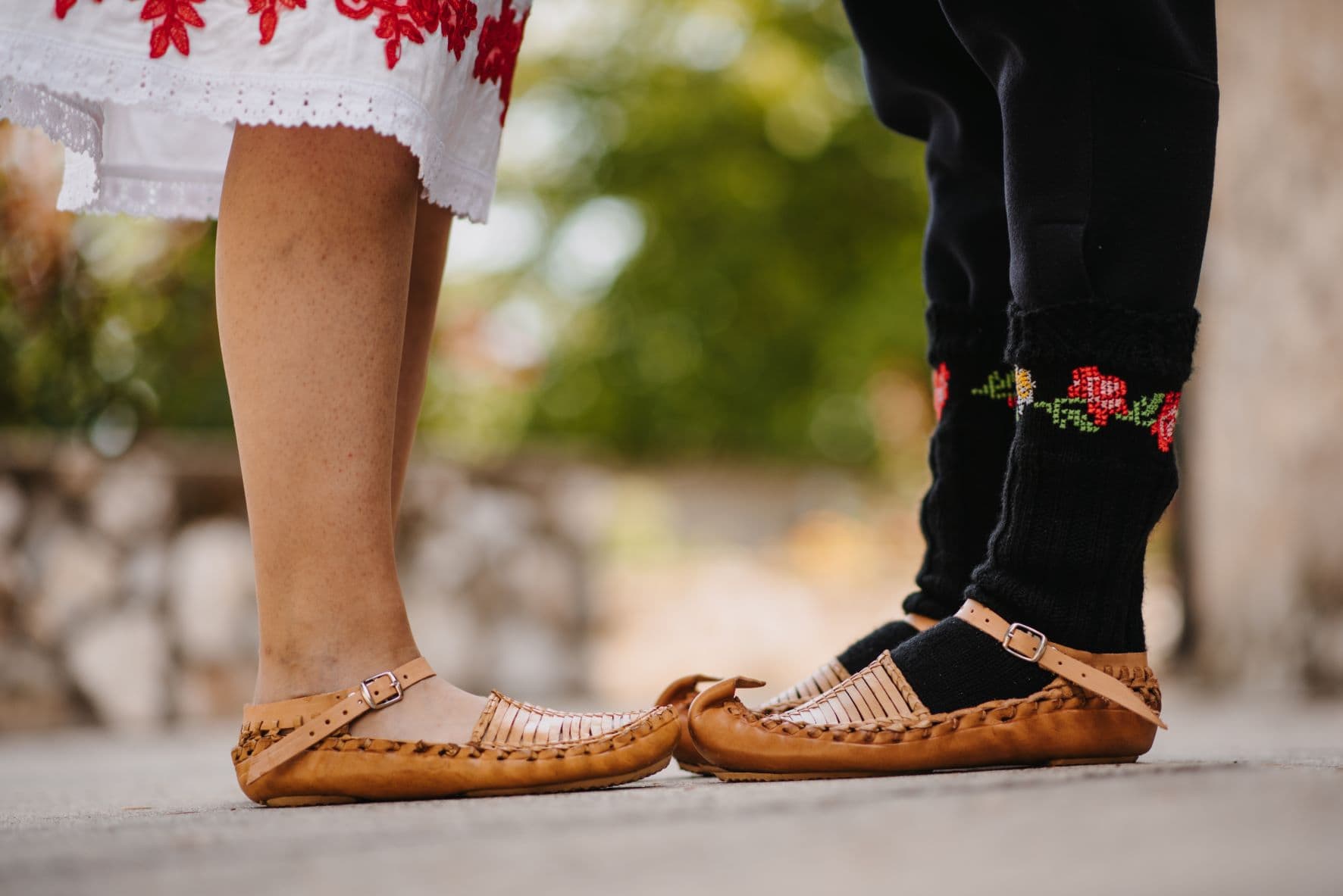 Traditionelle serbische Schuhe