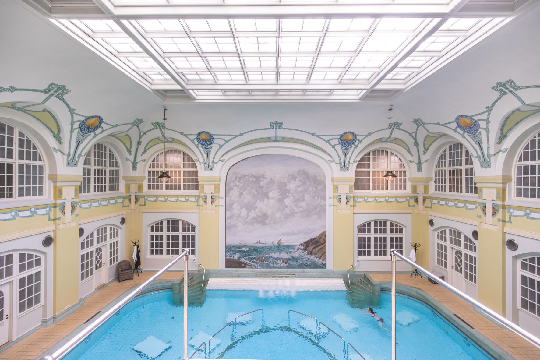 Innere des Hagabadet in Göteborg 
