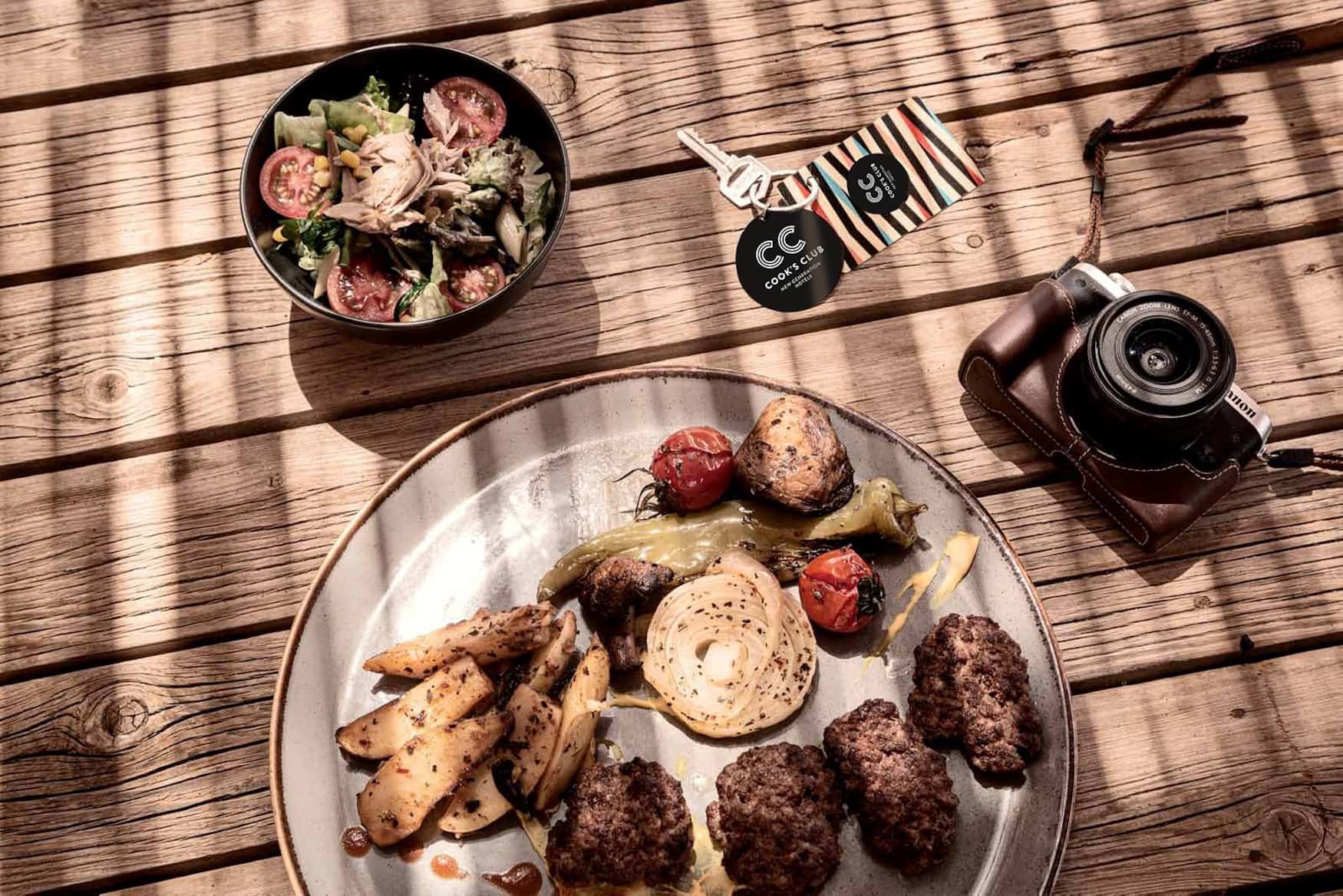 Lunch am Strand in der Türkei
