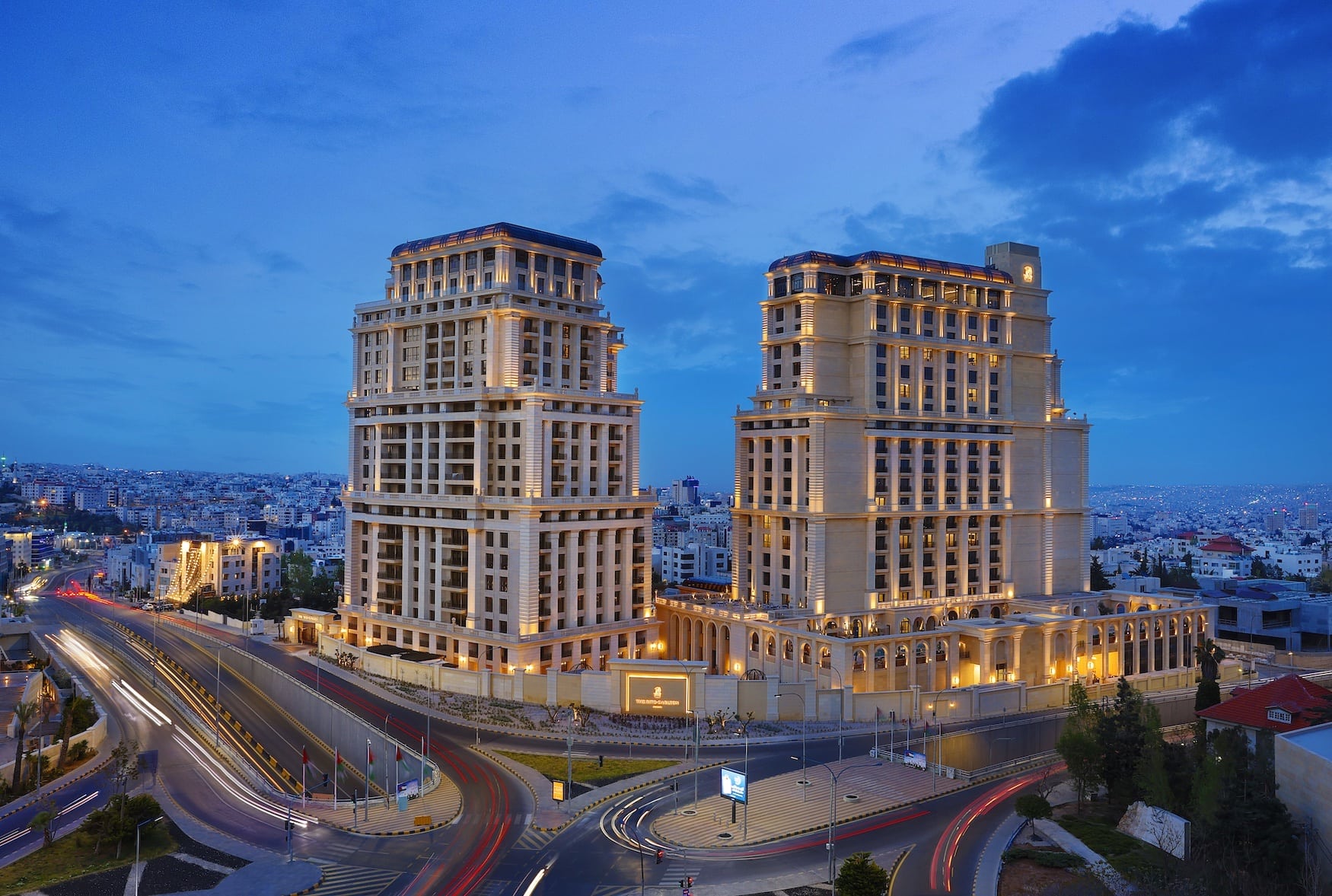 Außenansicht The Ritz-Carlton Amman in Jordanien