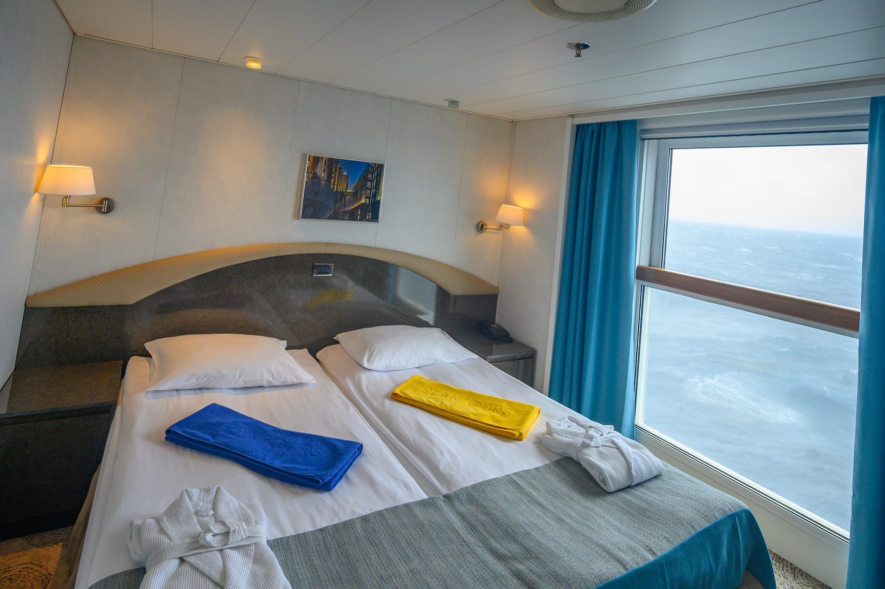 Kabine auf der MS Hamburg bei einer Reise in die Antarktis