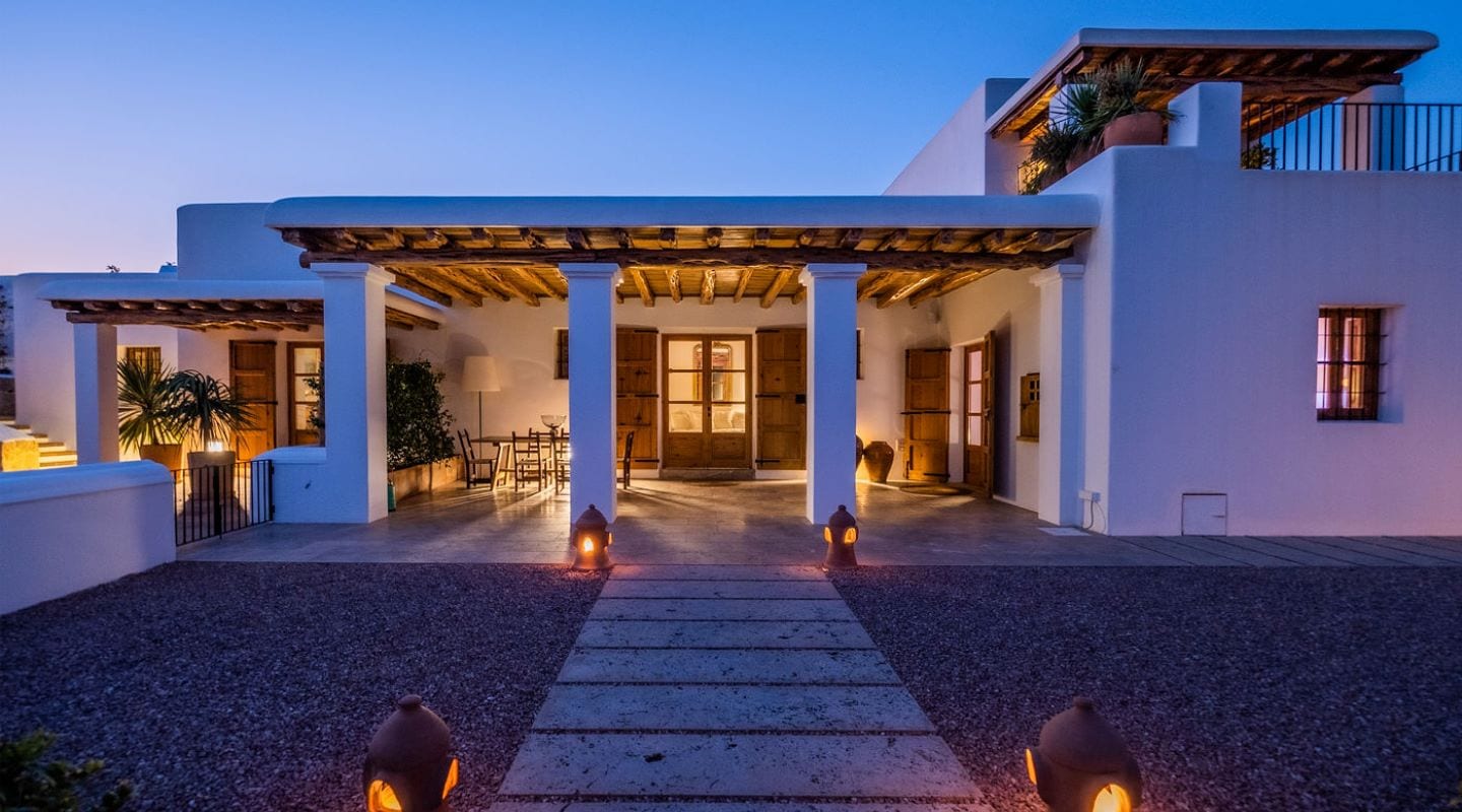 Eingang Agroturismo Can Toni Xumeu auf Ibiza 