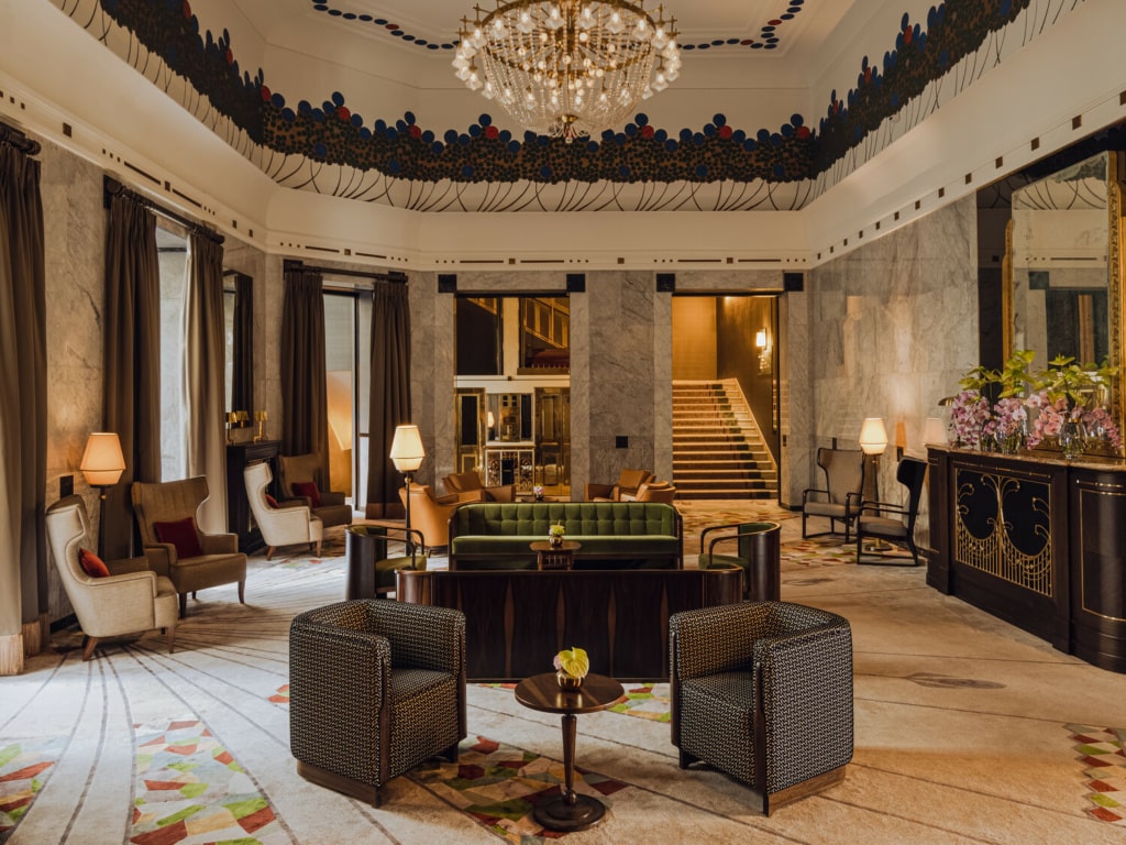 Lobby des Hotel Bristol in Warschau