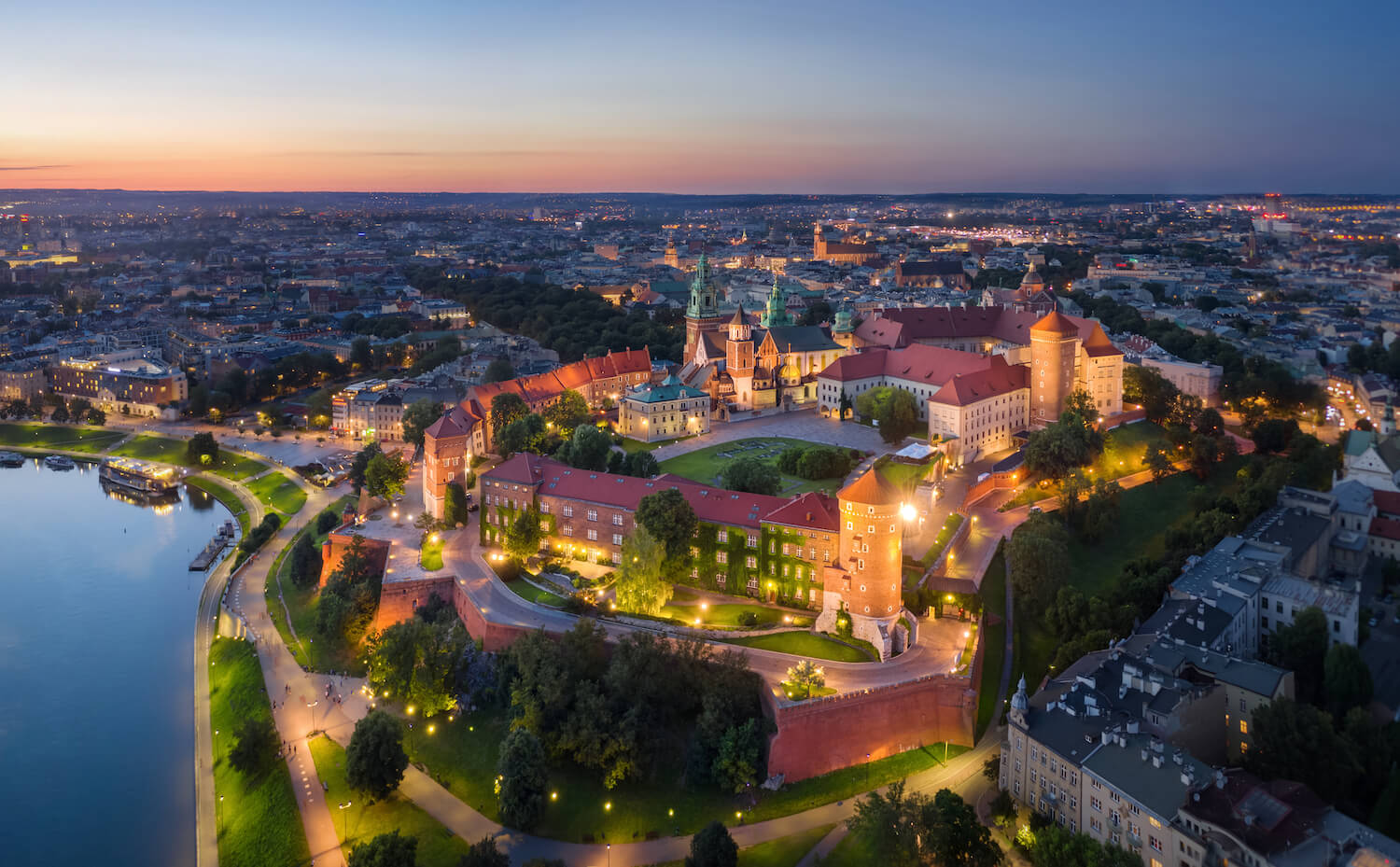 Wawel Krakau bei Nacht und von oben