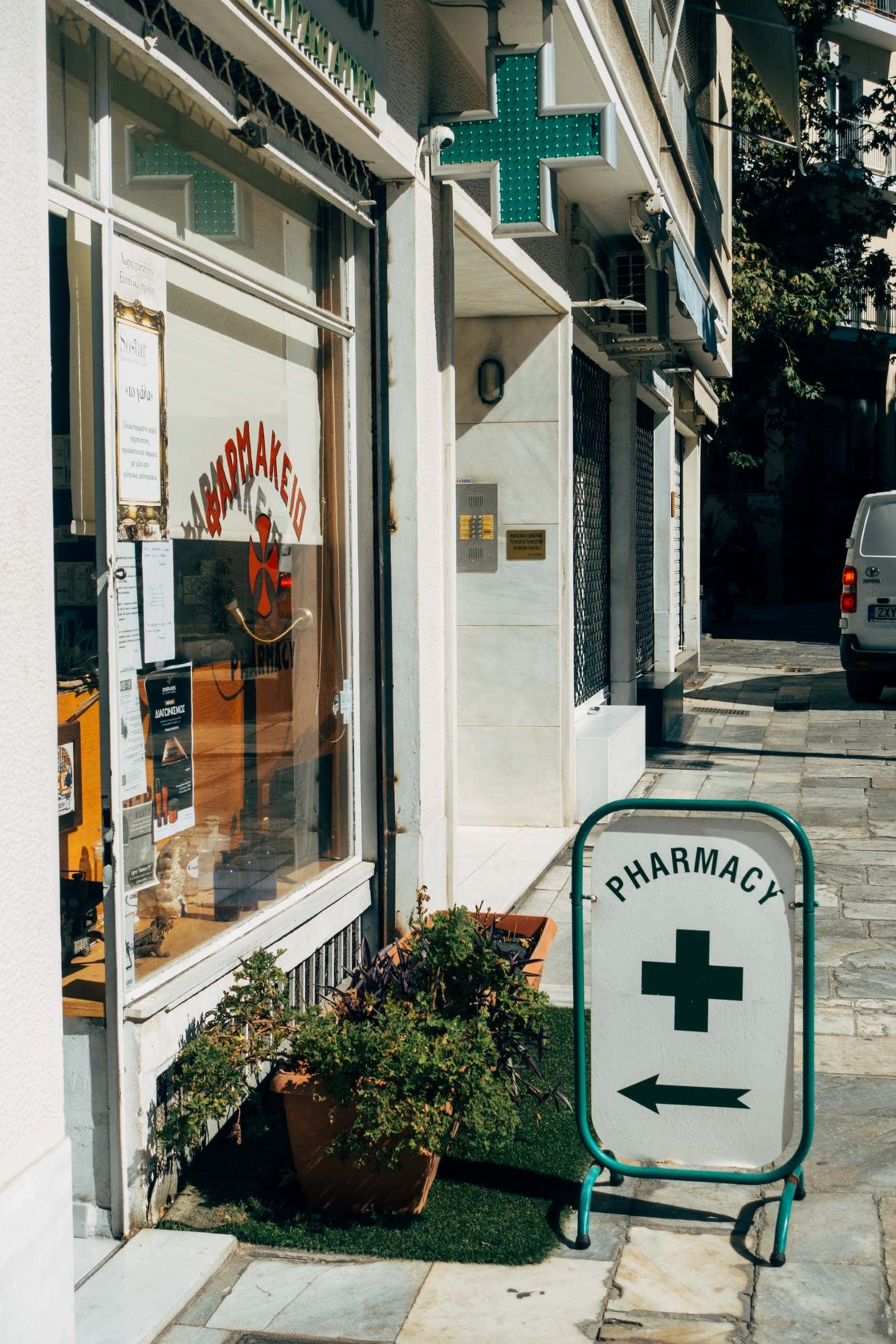 Eingang einer Apotheke in Griechenland